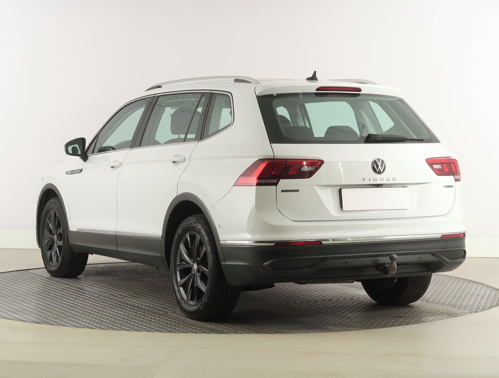 Volkswagen Tiguan Allspace, 2.0 TDI, Life, 4X4, Automat - fotka 4