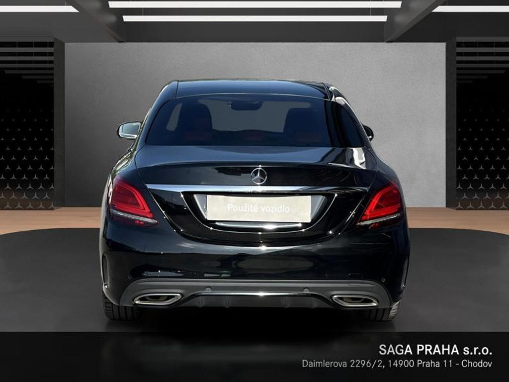 Mercedes-Benz Třídy C, Třída C 400 4MATIC AMG Line - fotka 5