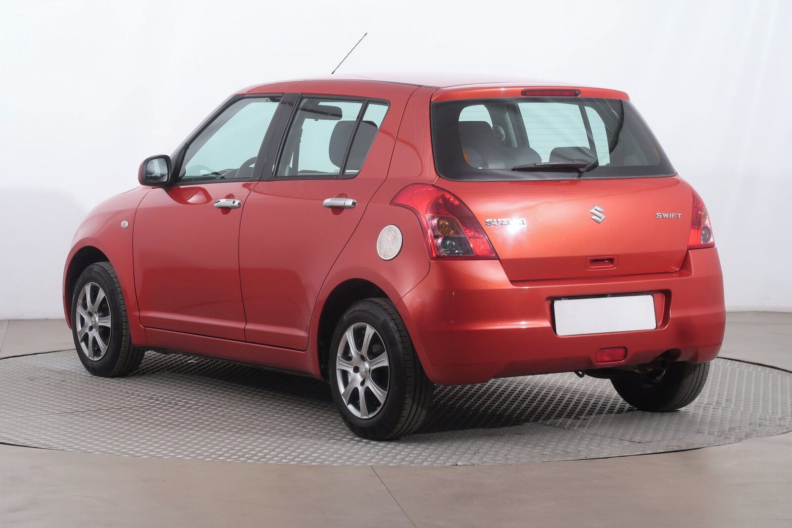 Suzuki Swift, 1.3, po STK, za skvělou cenu - fotka 4