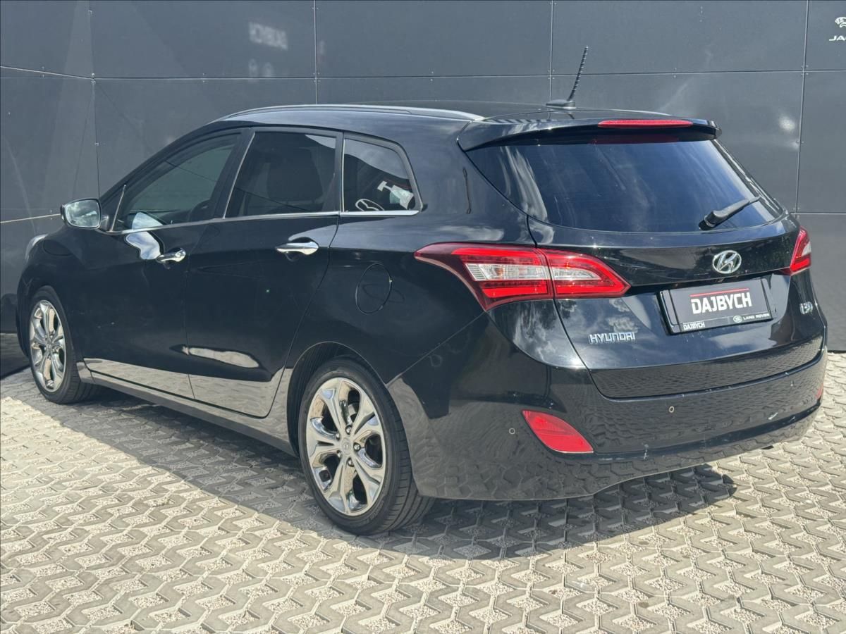 Hyundai i30, 1,6 CRDI Premium AT ČR - fotka 6