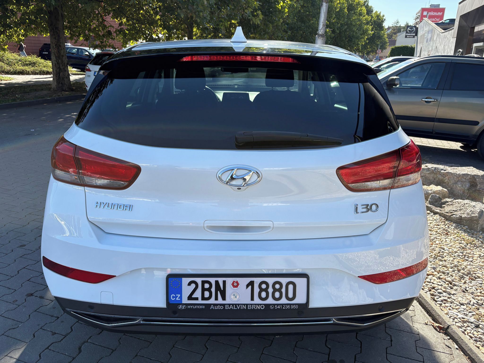 Hyundai i30, Smart 1.5i 81kW - fotka 3
