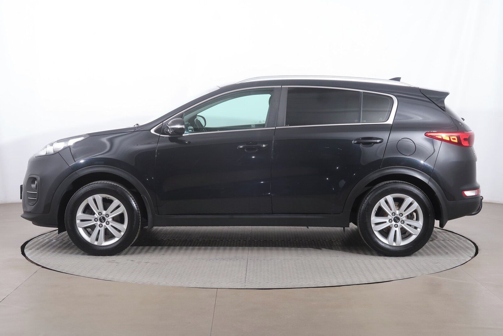 Kia Sportage, 1.6 GDI, Serv.kniha - fotka 3