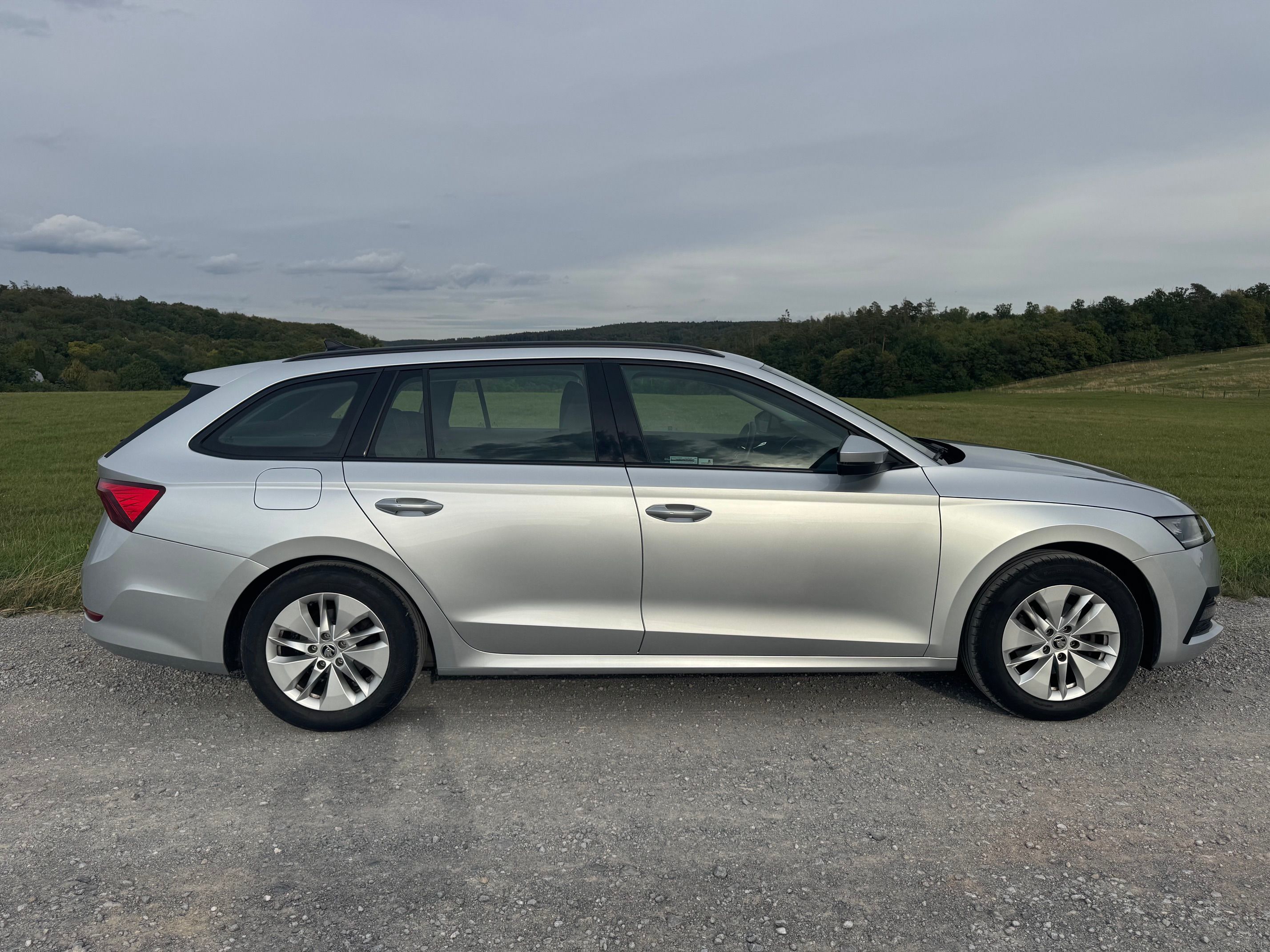 Škoda Octavia, 2.0TDI AMBITION+ LED KOUP. ČR - fotka 6