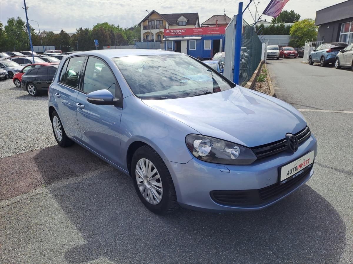 Volkswagen Golf, 1,4 MPI KLIMA - fotka 2