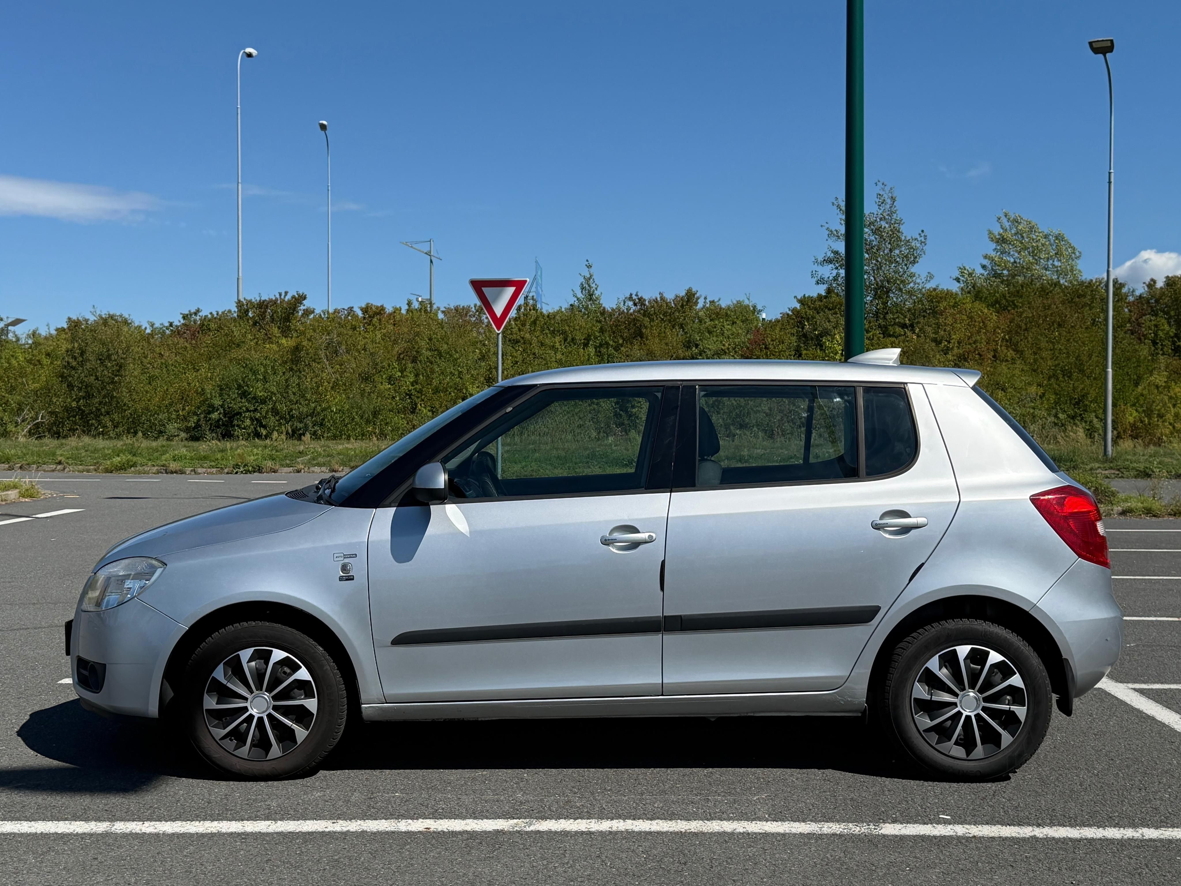 Škoda Fabia, Škoda Fabia 2, 1.2 HTP 51kW – - fotka 2