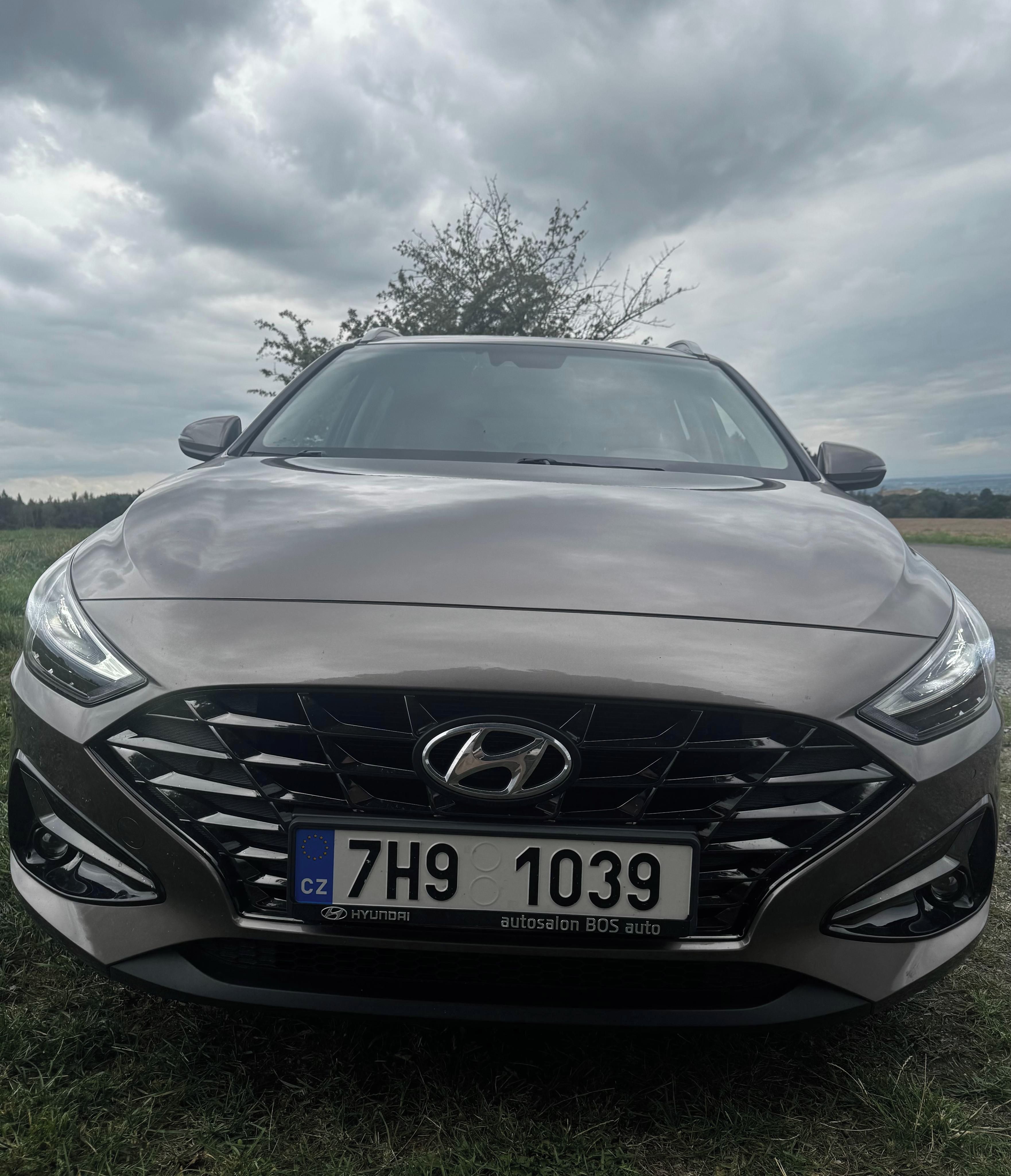 Hyundai i30, 1.5 DPi SMART - fotka 3