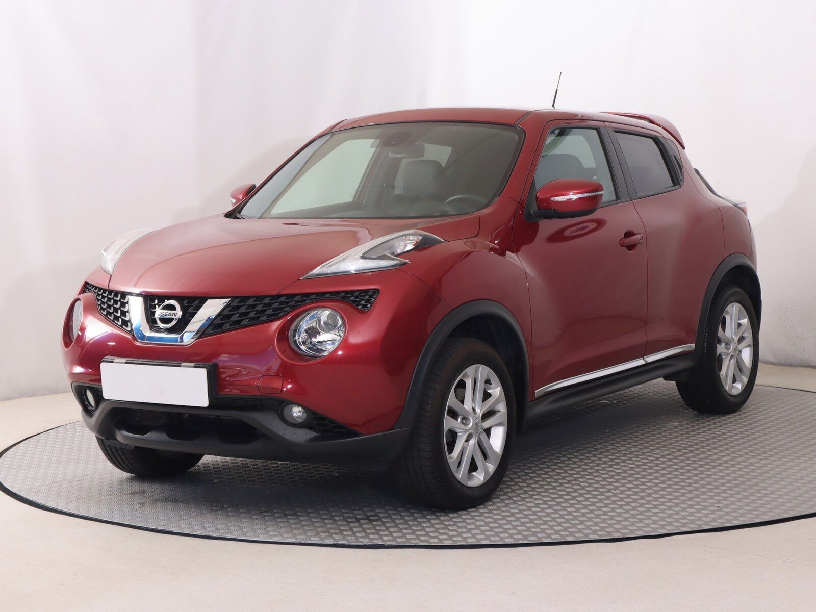 Nissan Juke, 1.6 i, Automat, Serv.kniha - fotka 2