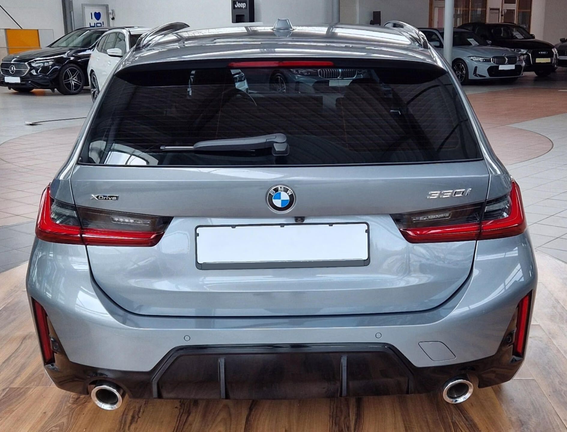 BMW Řada 3, 330i xDrive M-Sport ACC H/K - fotka 5
