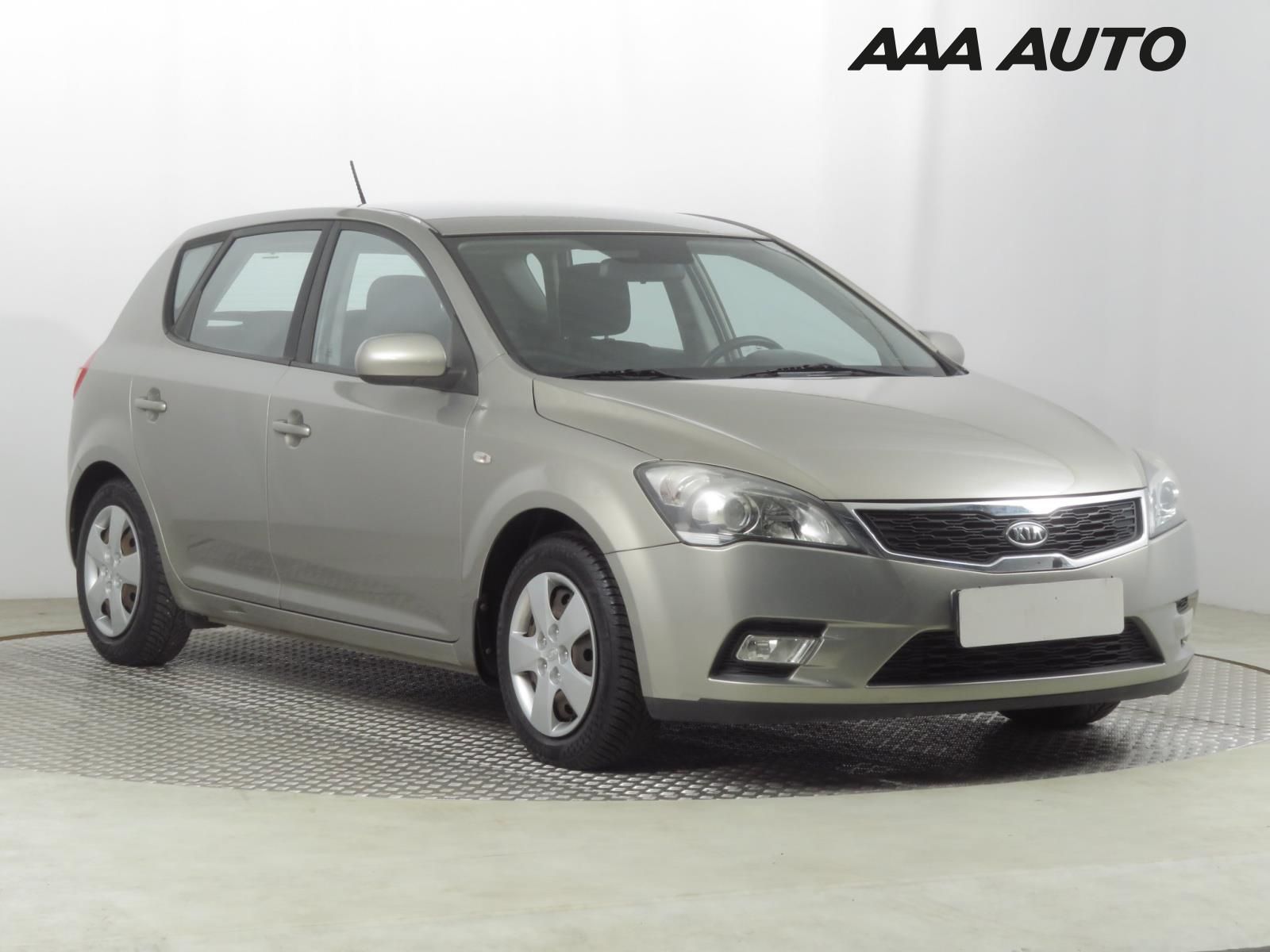 Kia Cee´d, 1.4 CVVT, Serv.kniha