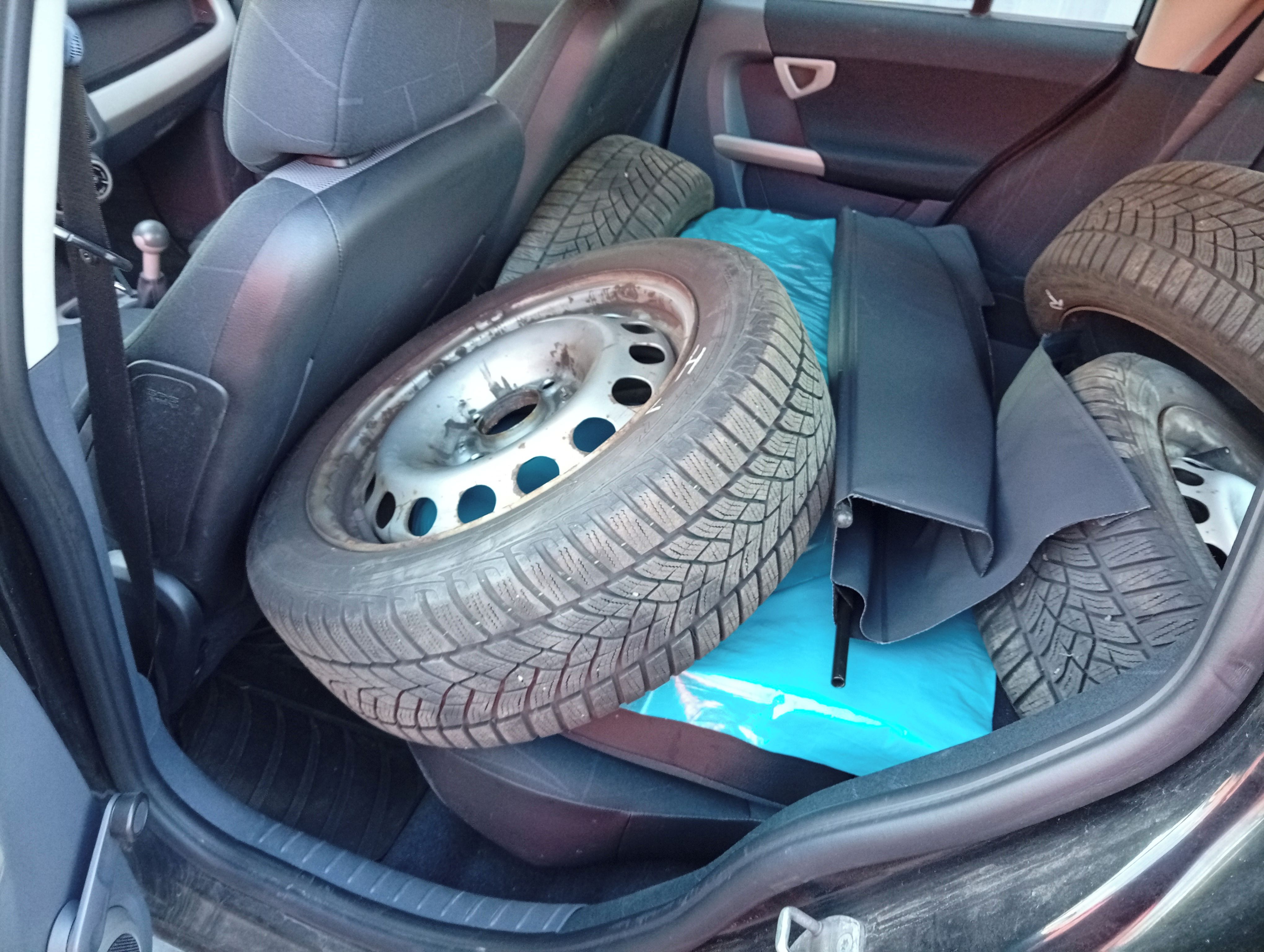 Smart Forfour, 1.2 pěkný stav úsporný - fotka 5