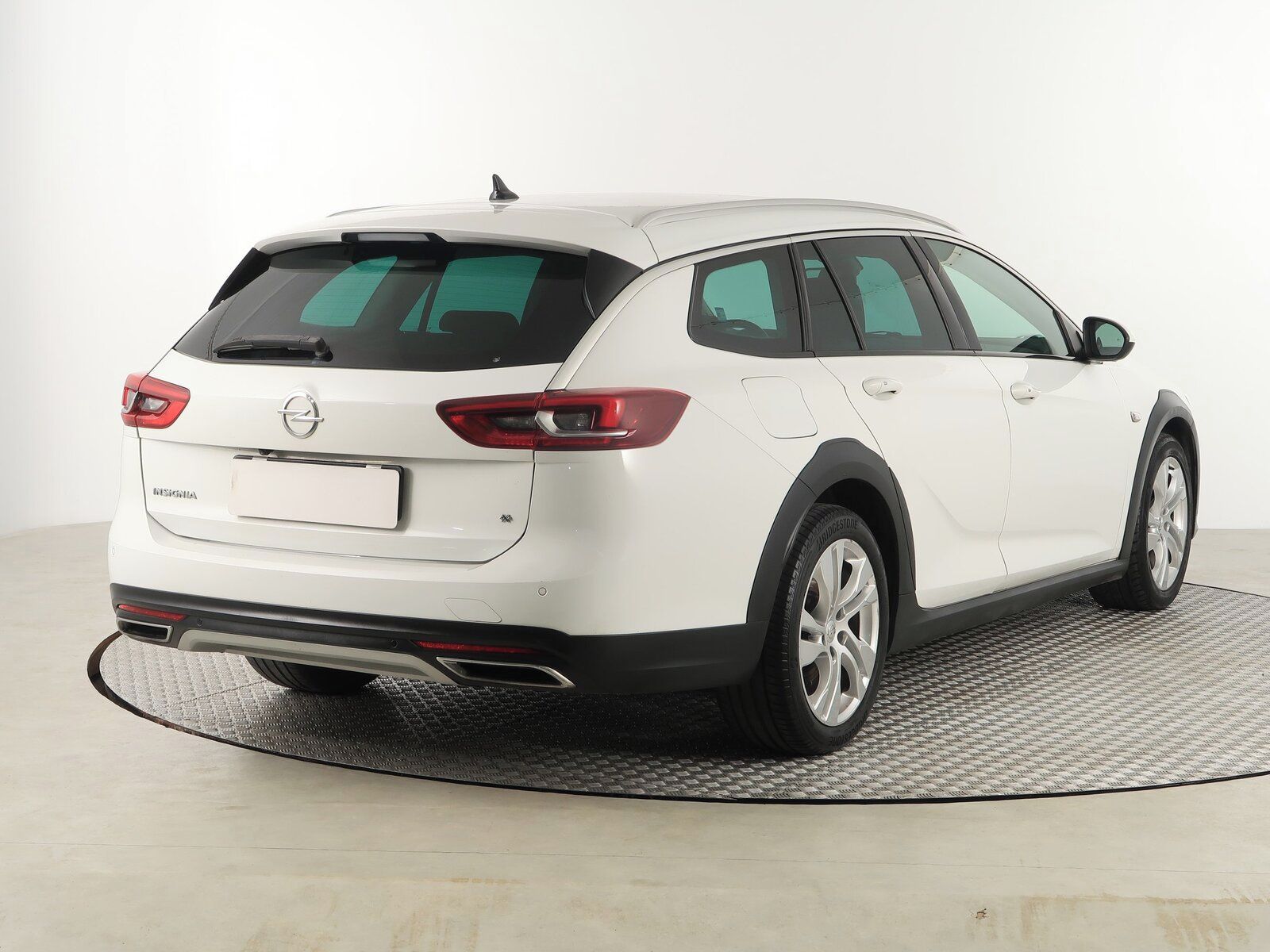 Opel Insignia, 2.0 BiTurbo CDTI, 4X4 - fotka 5