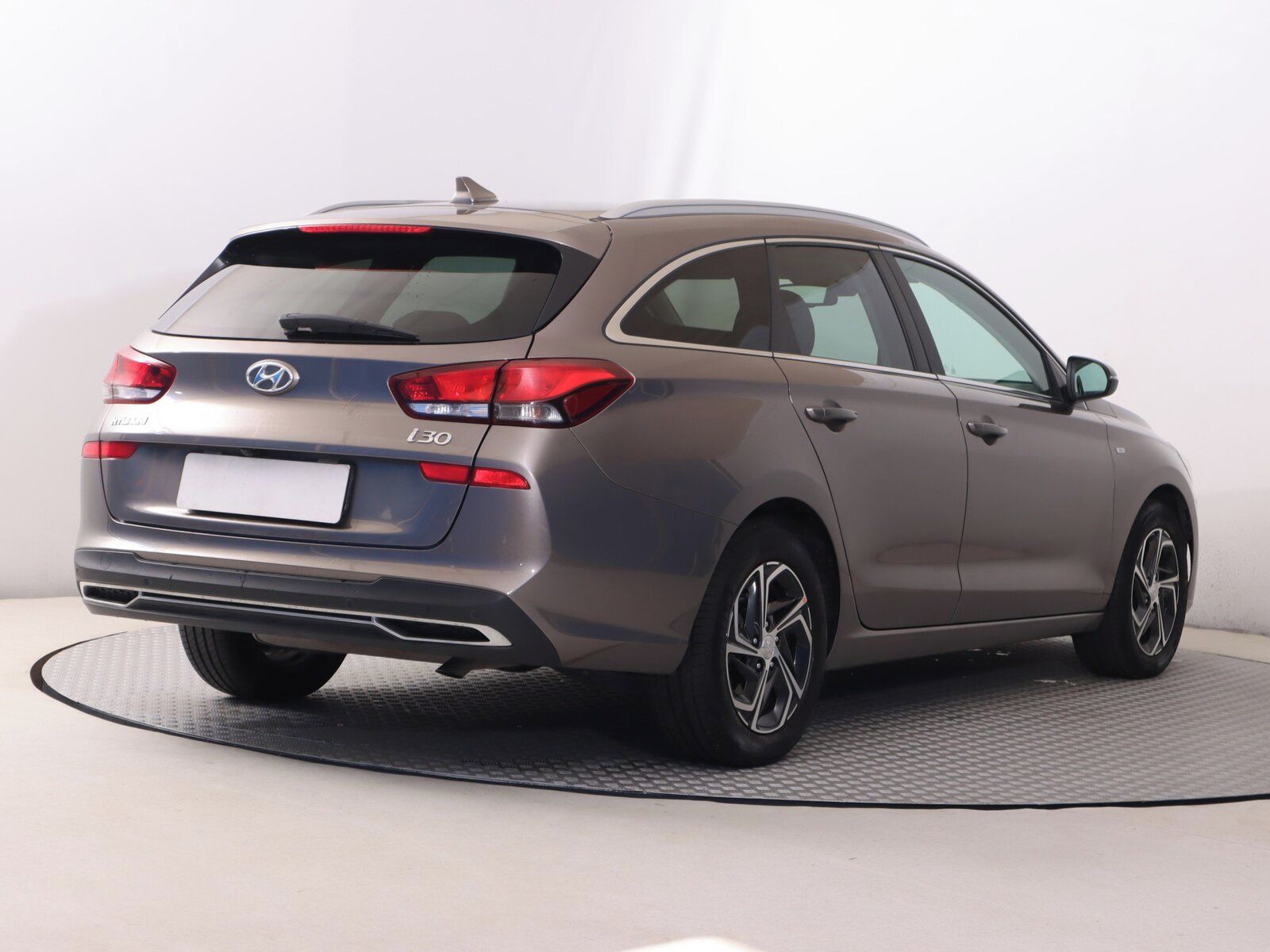 Hyundai i30, 1.5 T-GDI MHEV, Automat - fotka 5