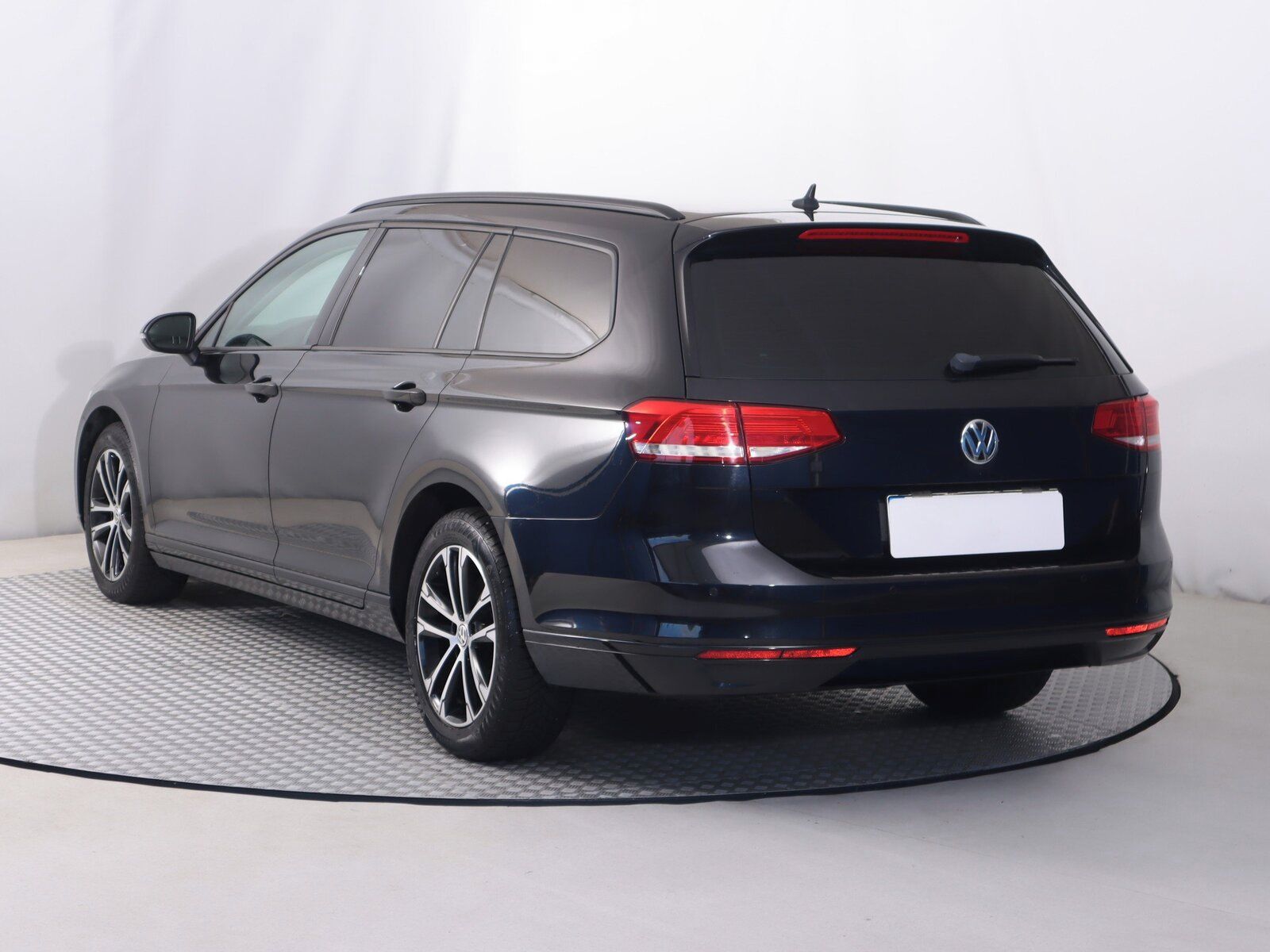 Volkswagen Passat, 2.0 TDI, Comfortline, Automat - fotka 4