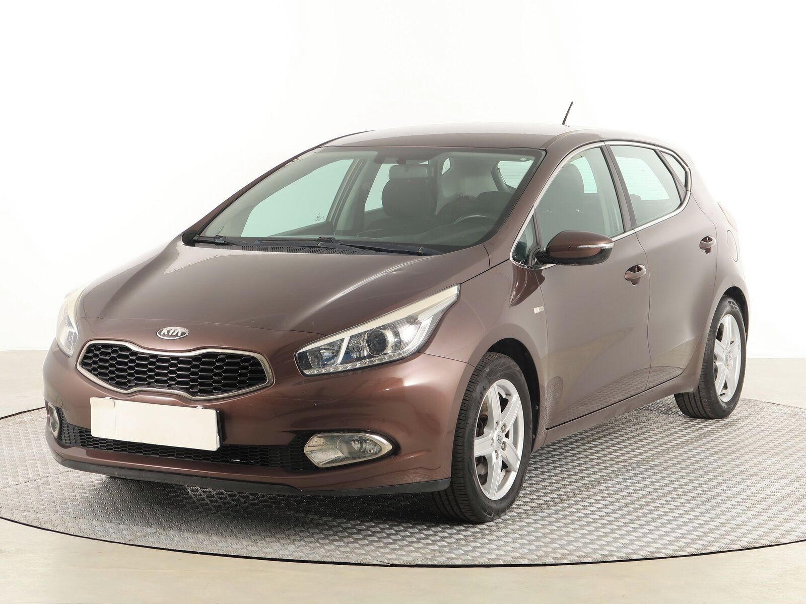 Kia Cee´d, 1.4 CVVT, Serv.kniha - fotka 2