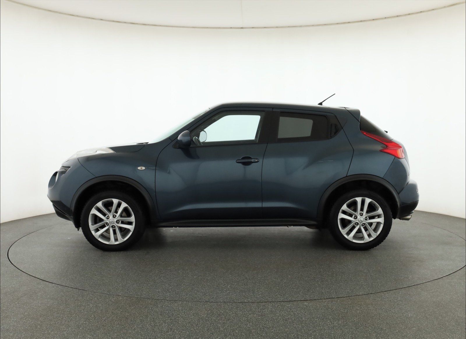 Nissan Juke, 1.6 DIG-T, 4X4, Automat - fotka 3