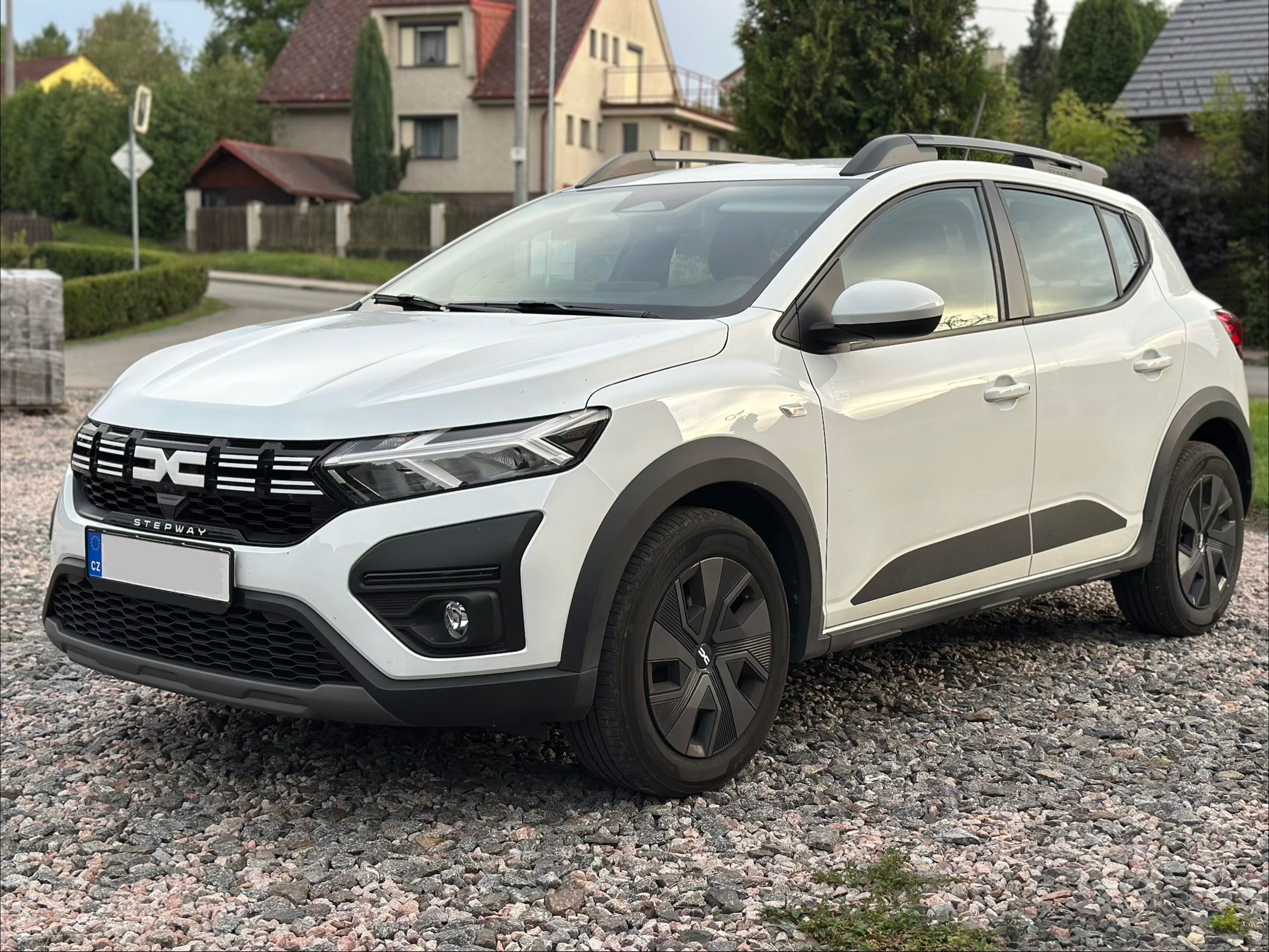 Dacia Sandero, Stepway 1.0tce, benzín - fotka 3