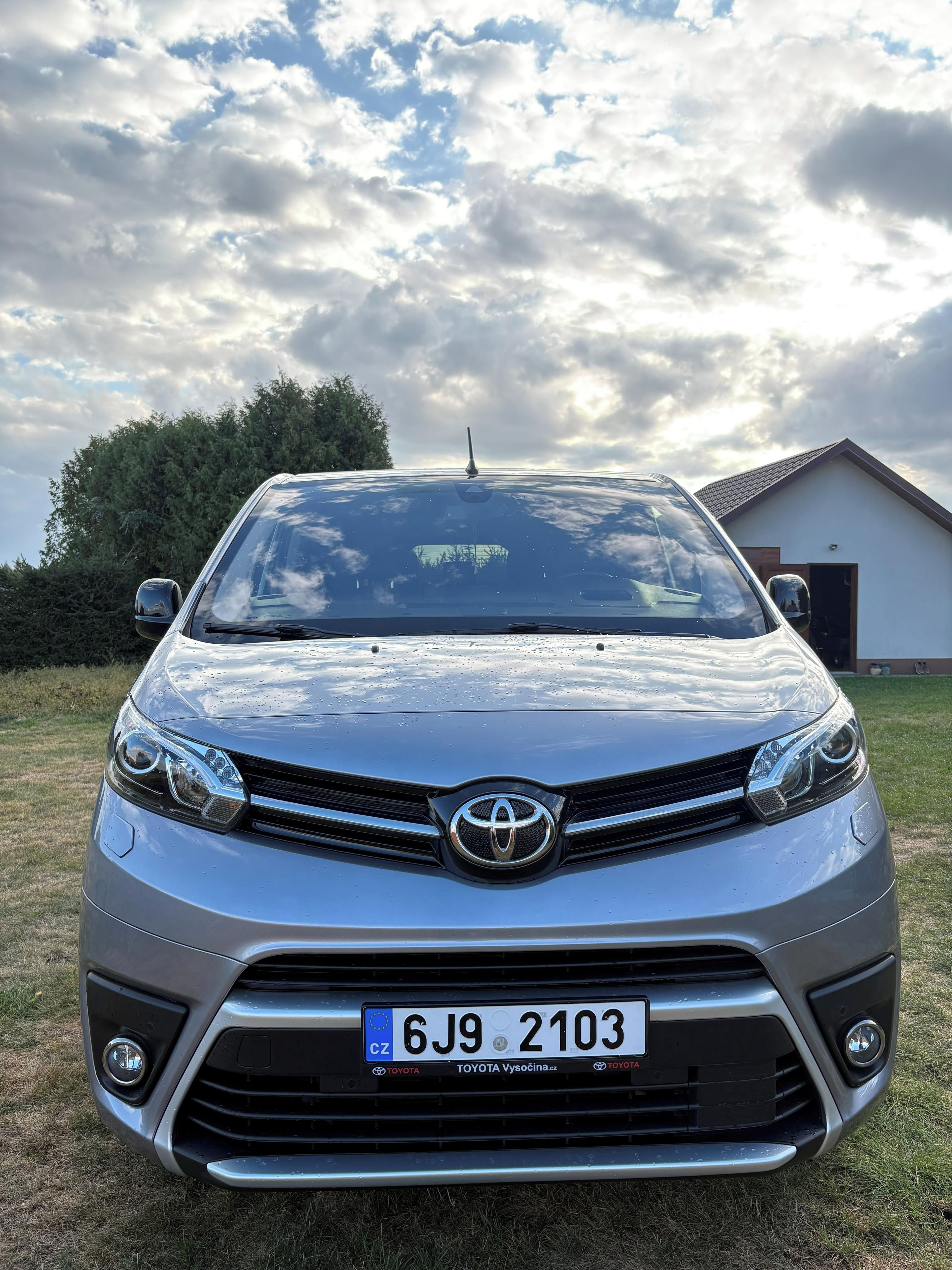 Toyota Proace, 2,0 - 4D 180 8A/T - fotka 2