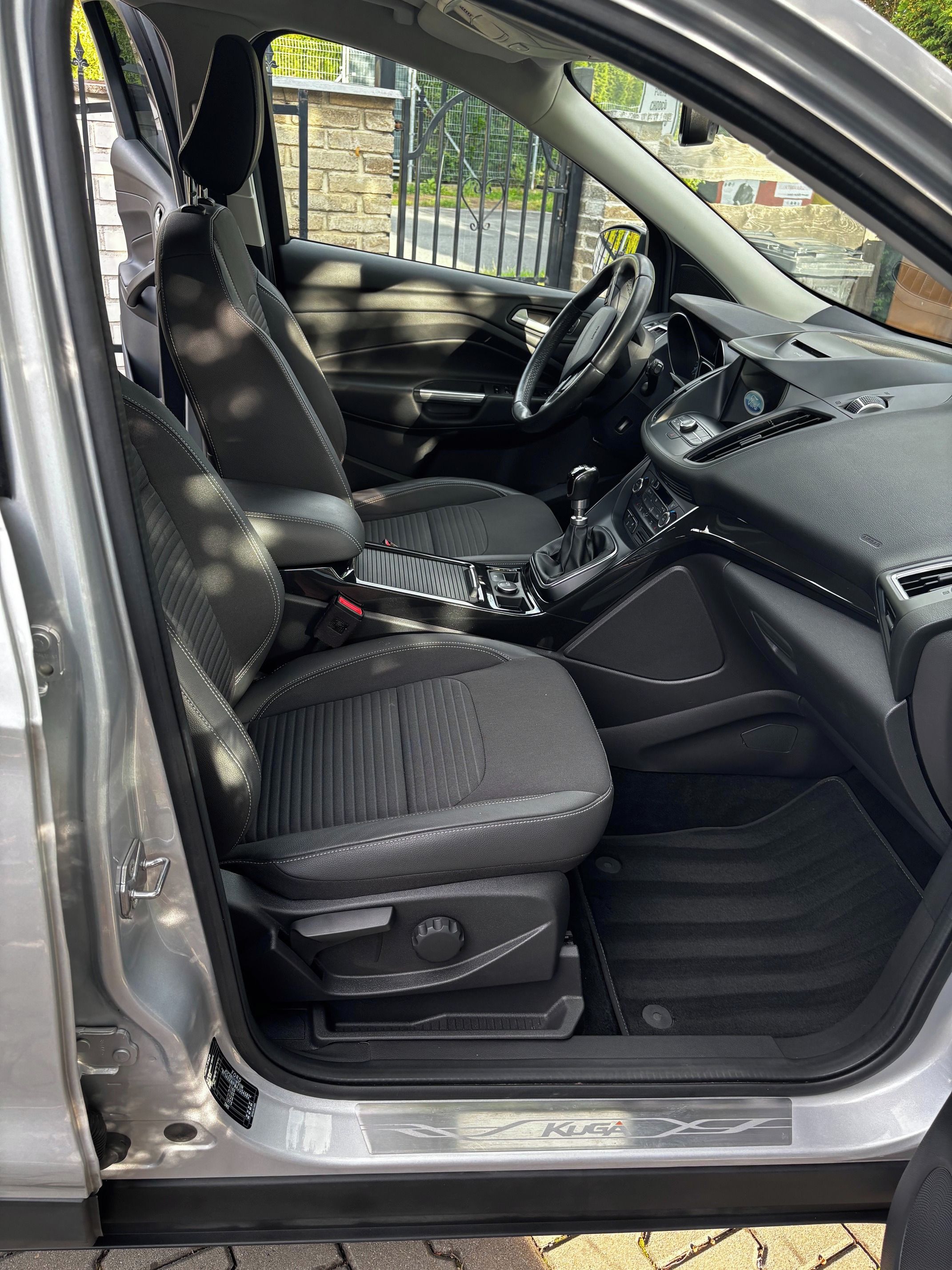 Ford Kuga - fotka 3