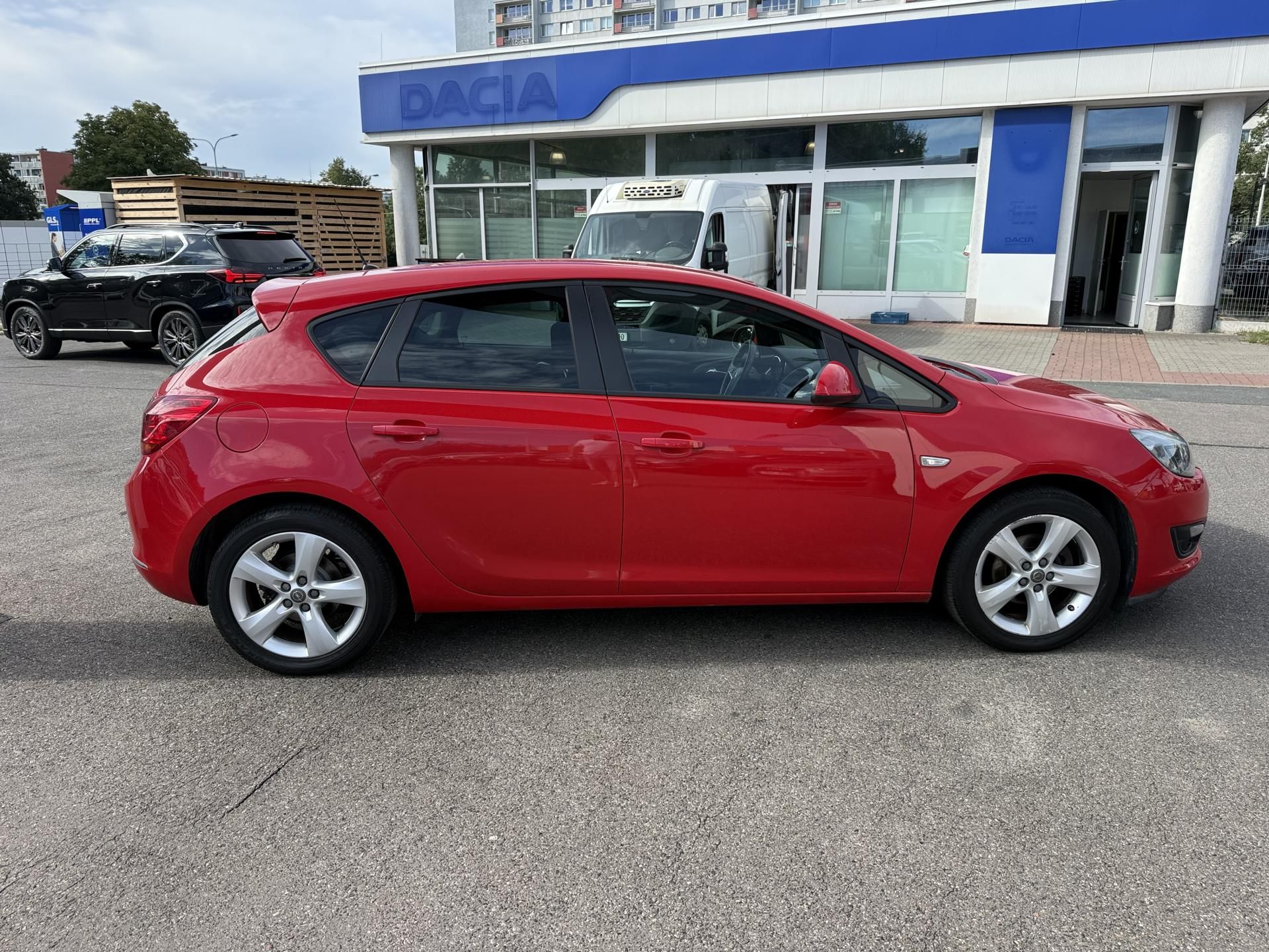 Opel Astra, 1.4 88kw - fotka 5