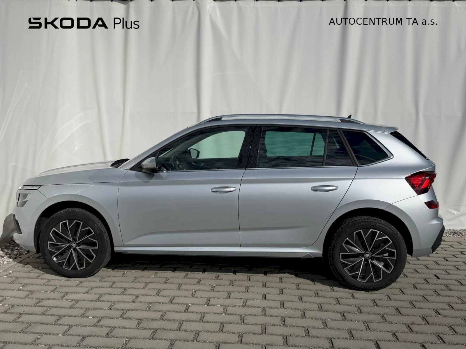 Škoda Kamiq, Top Selection 1,0 TSI 85kW DSG - fotka 3