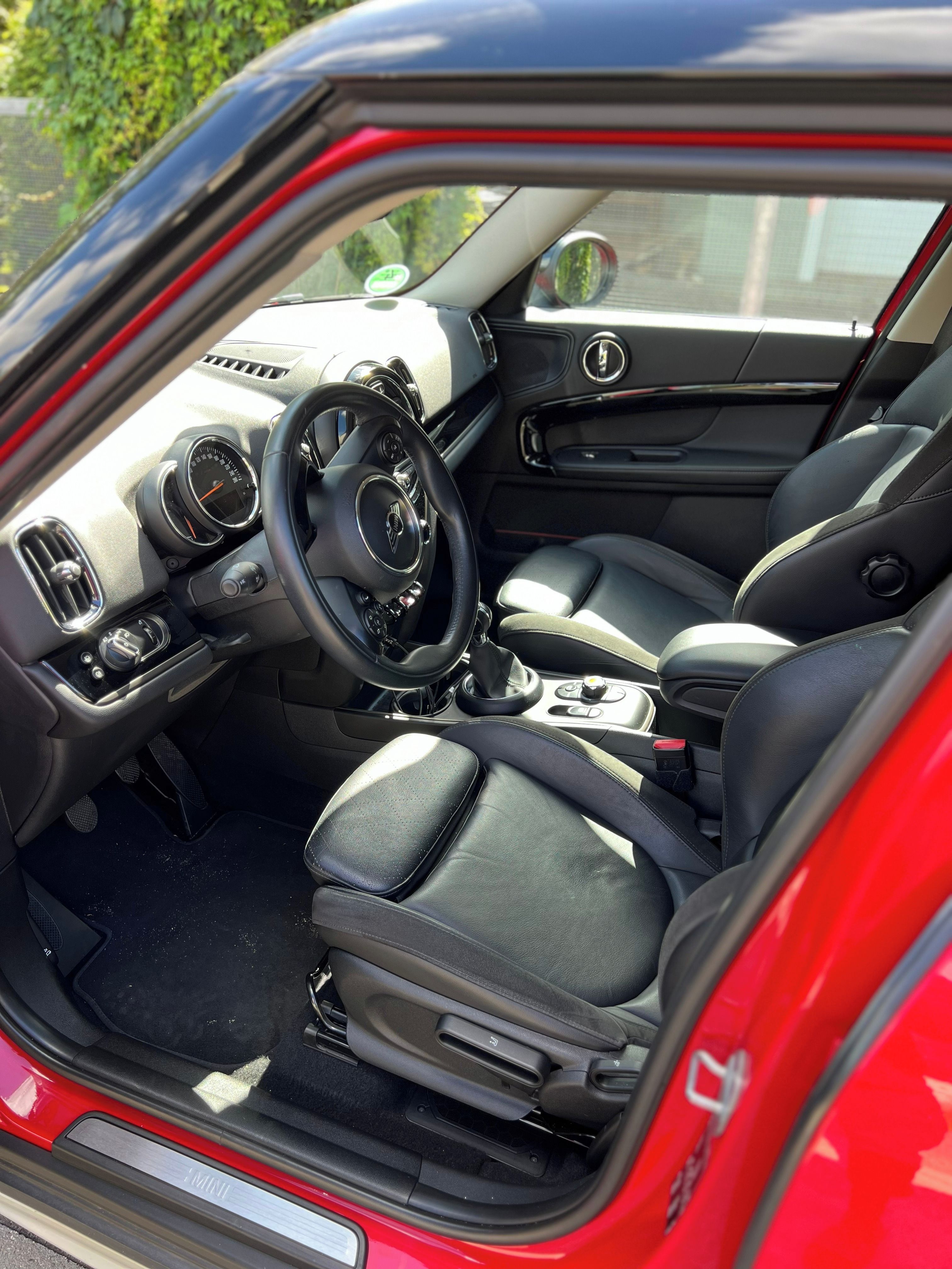 Mini Cooper, MINI Countryman – jak nový - fotka 6
