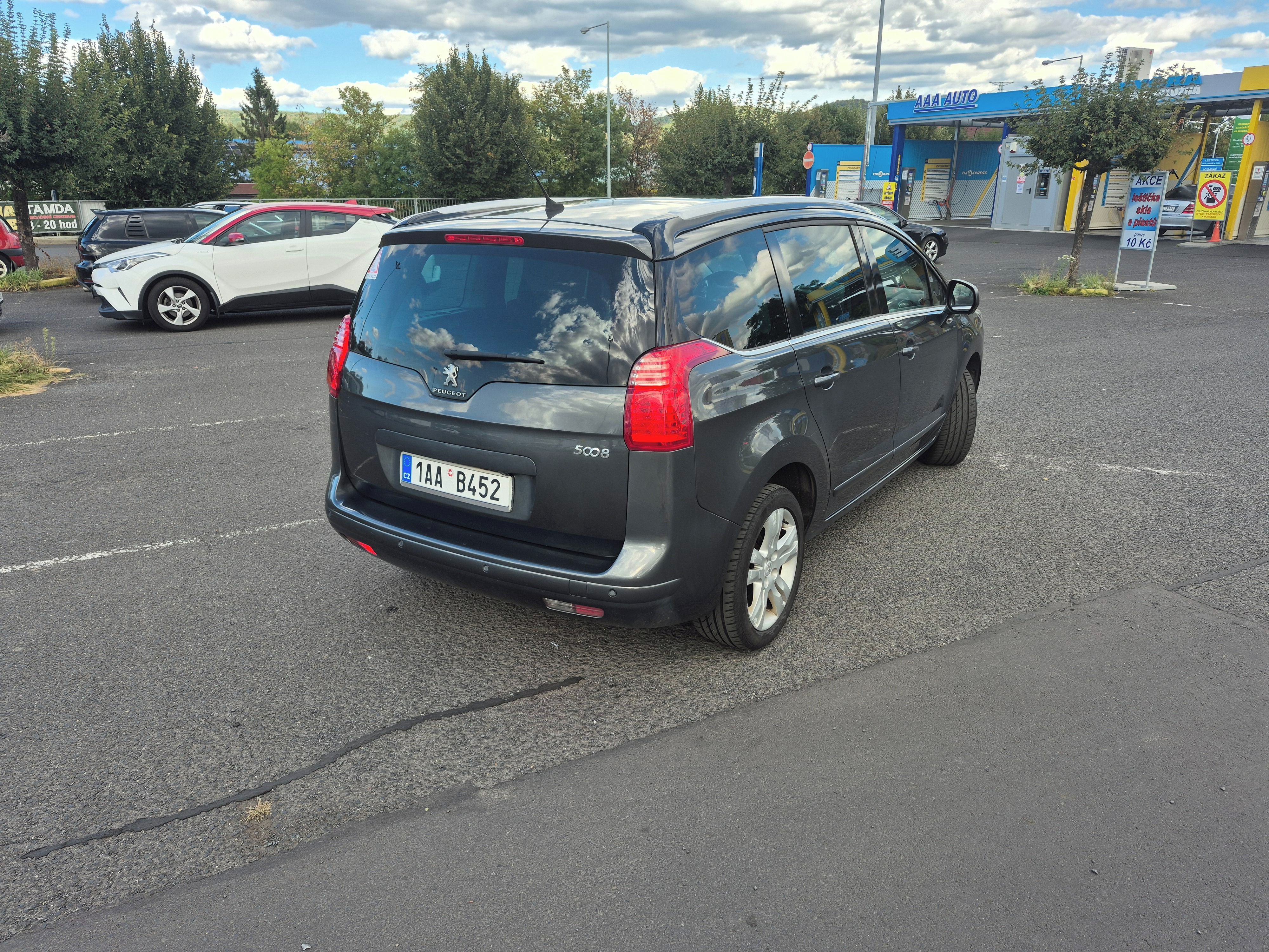 Peugeot 5008, 1.6HDI - fotka 2