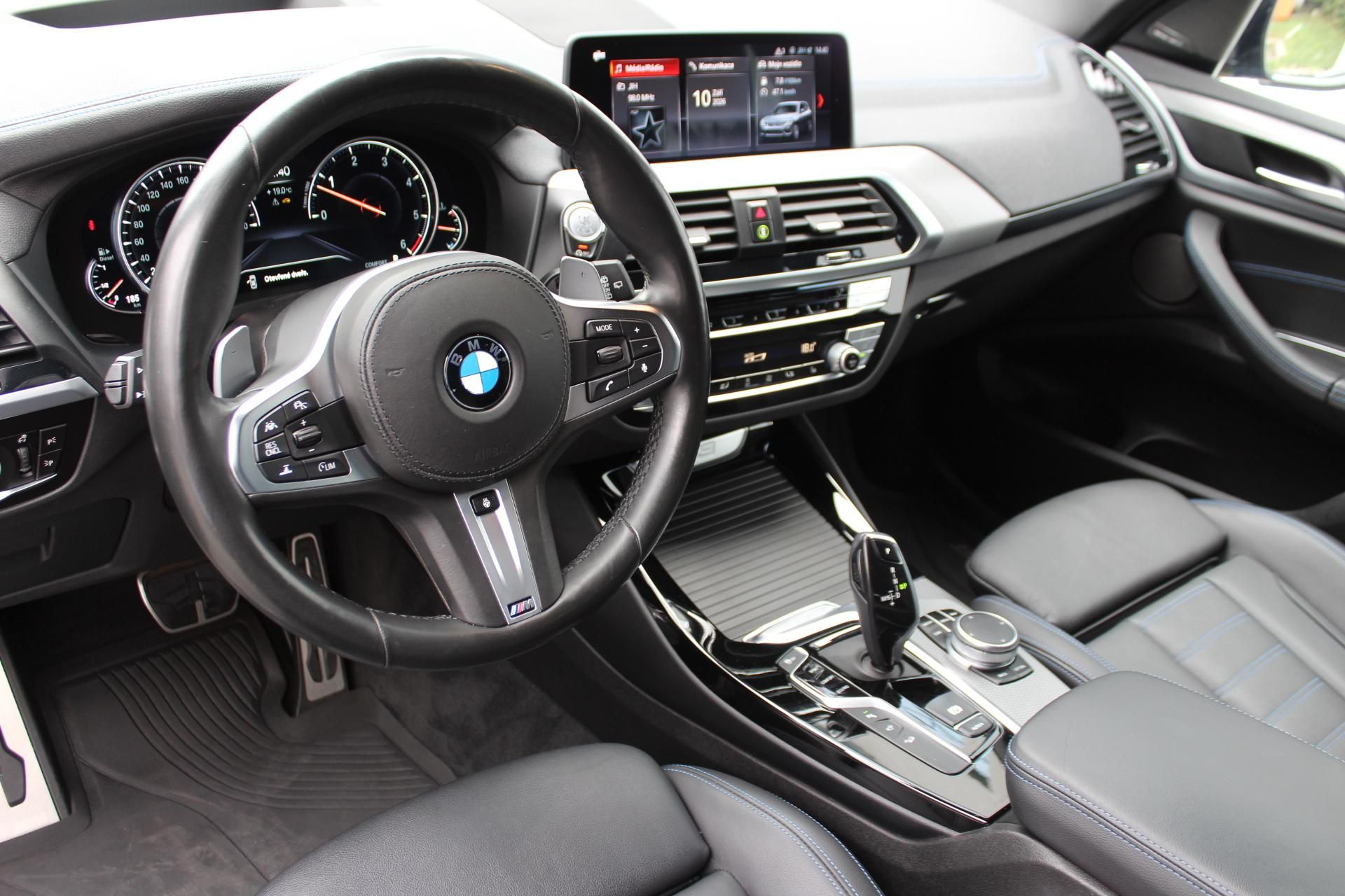 BMW X3, X3 xDrive30d - fotka 4