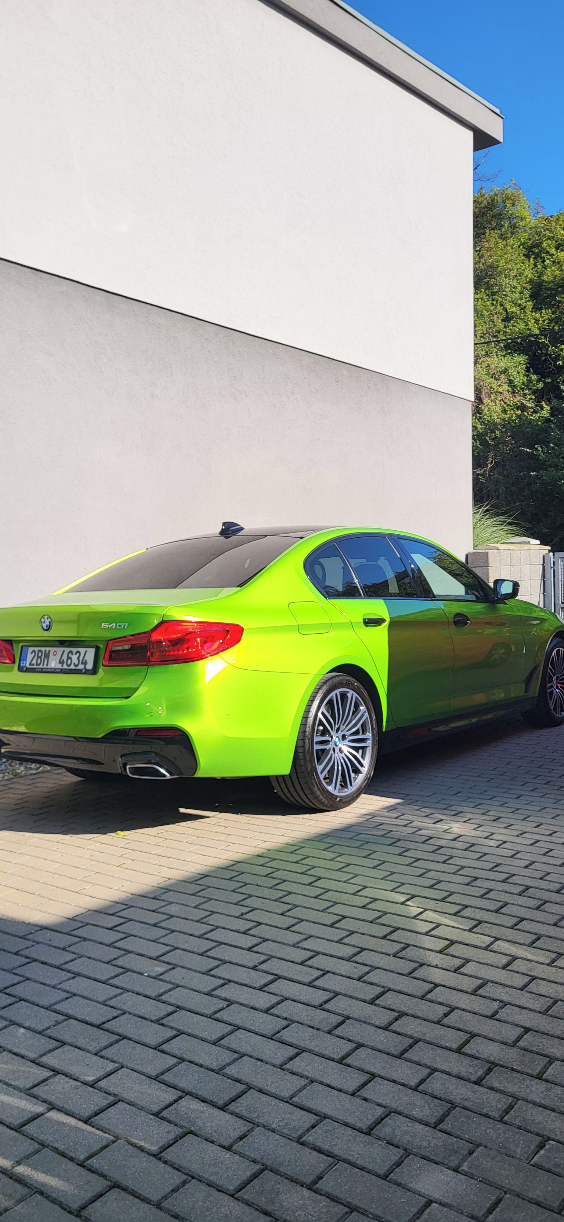 BMW Řada 5, BMW 540 X Dříve, 1. Majitel - fotka 3
