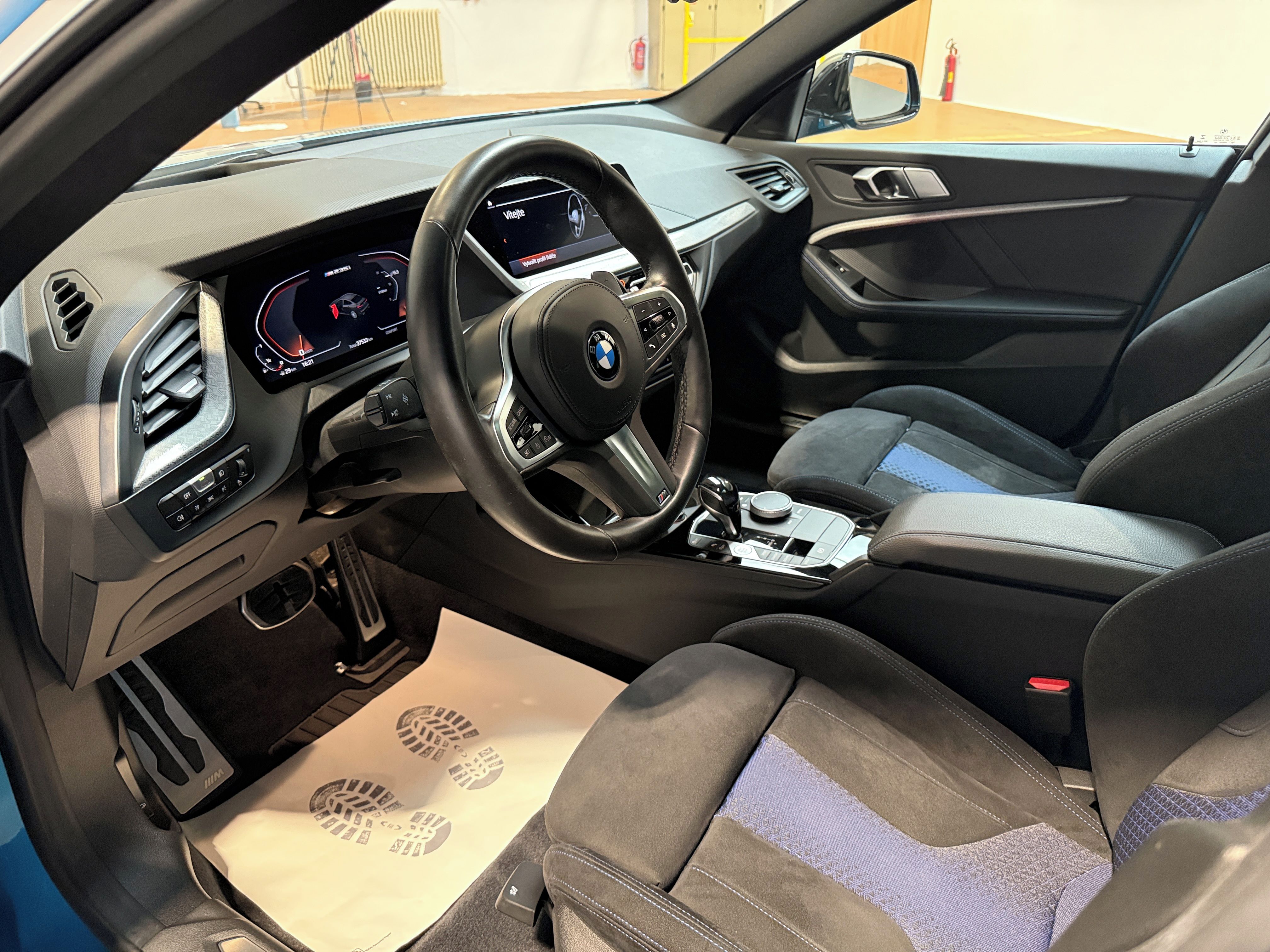 BMW Řada 2, 3.0 M235 xDrive AT Gran Coupe - fotka 6