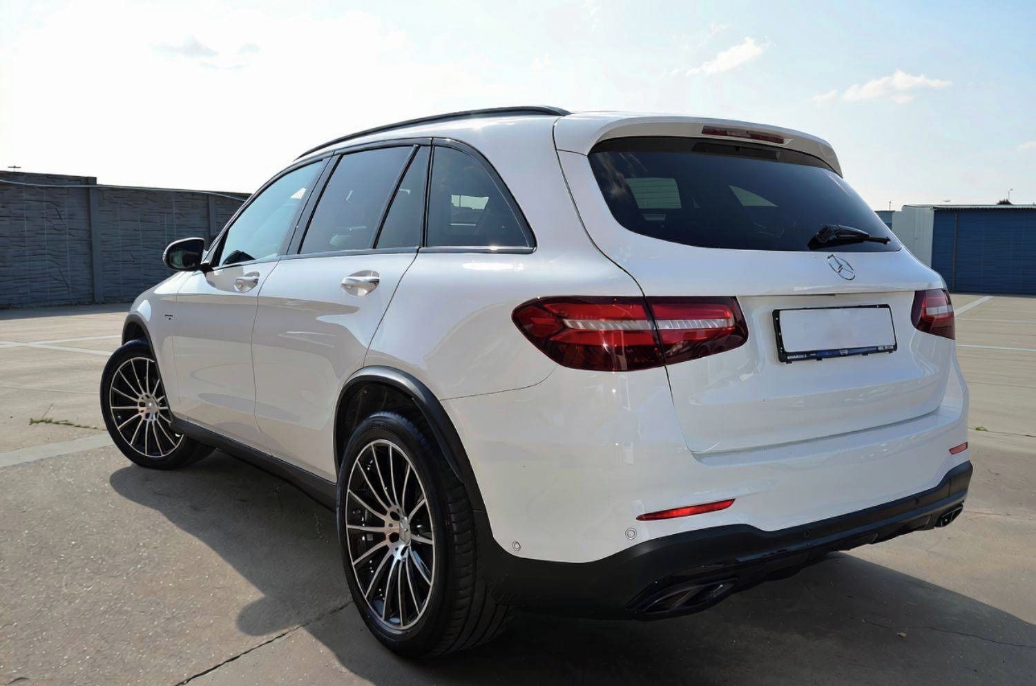 Mercedes-Benz GLC, 43 AMG/vzduch/tažné/nez.topení - fotka 4