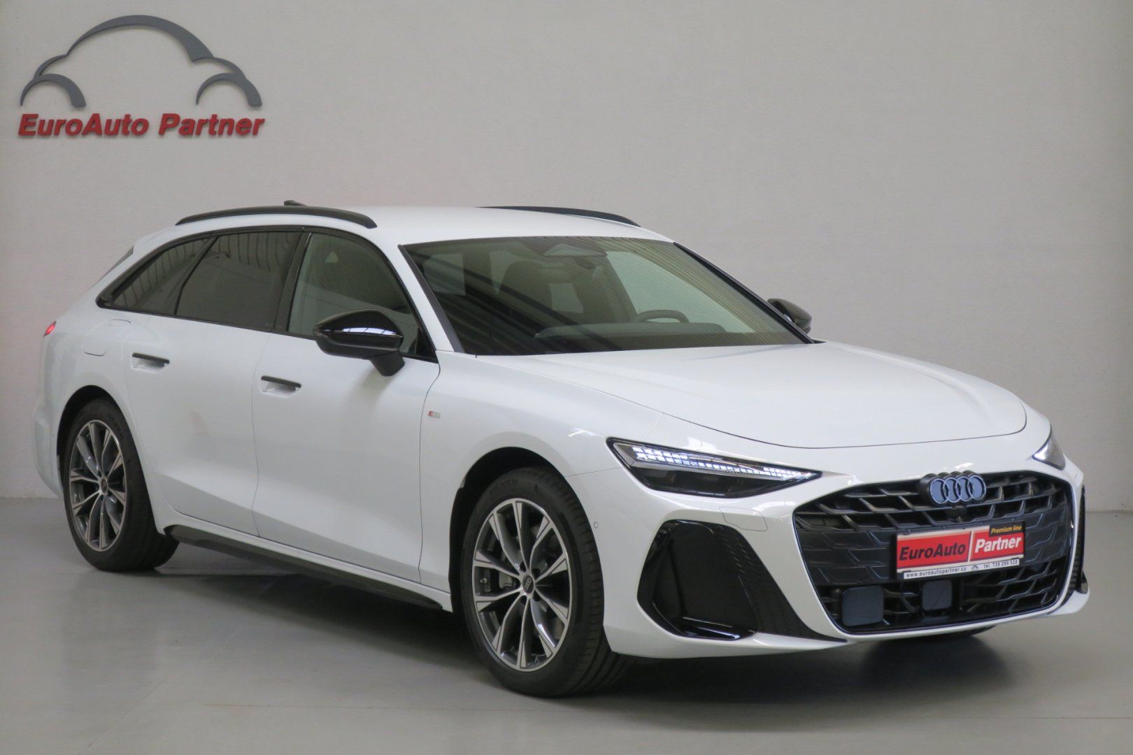 Audi A6, NOVÝ VŮZ 2,0TDI Q. S-tr. Sline - fotka 5