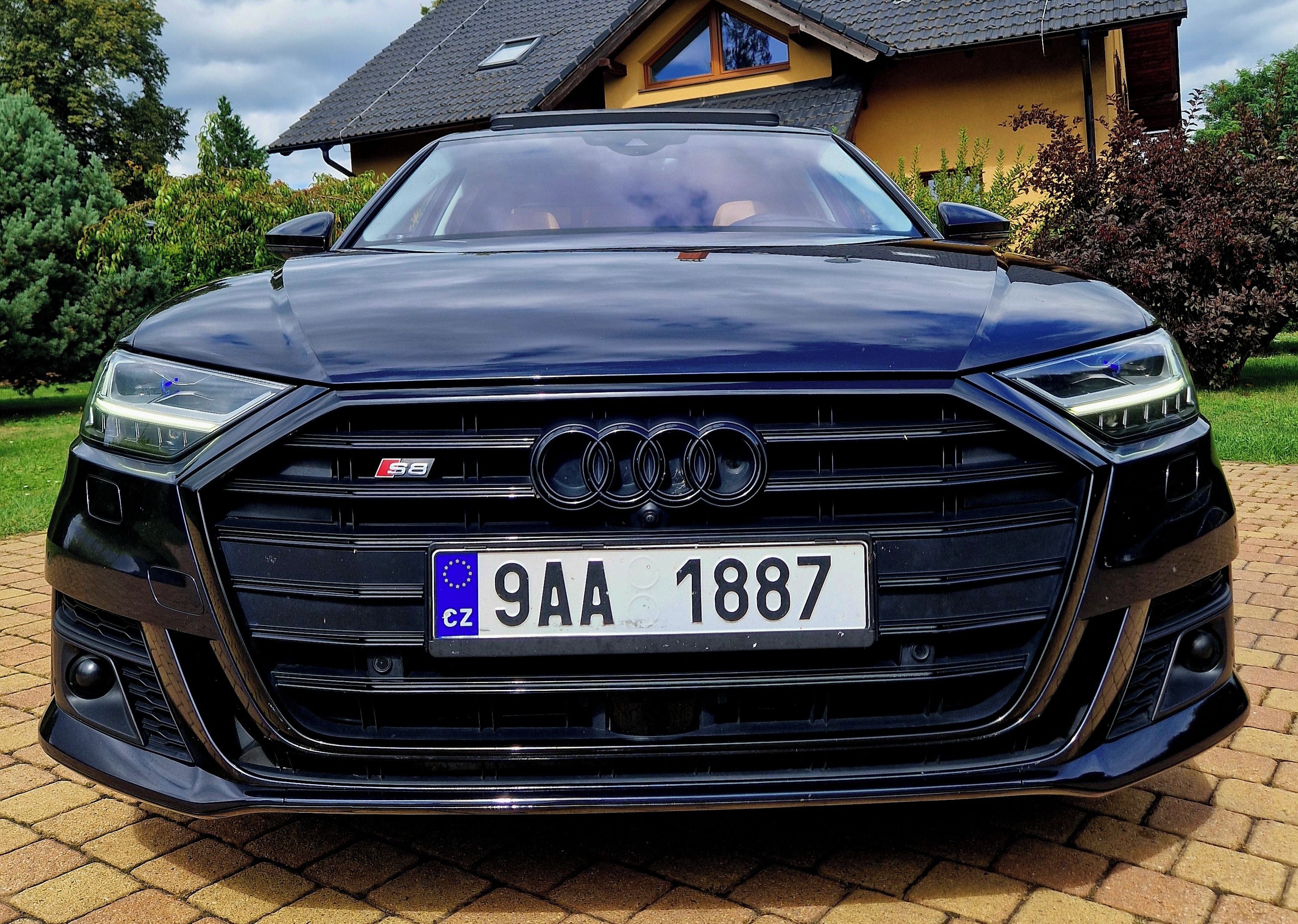Audi S8, 4.0 TFSi 420kw Quattro ZÁRUKA - fotka 4