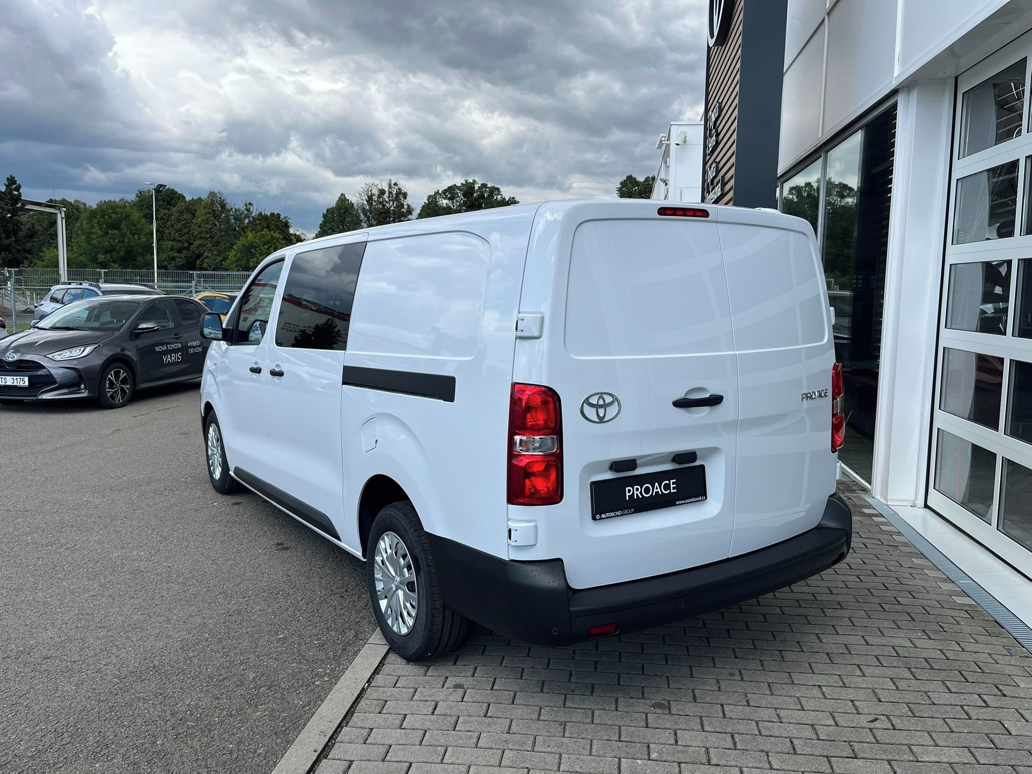 Toyota Proace, 2.2L CrewCab TAŽNÉ - fotka 6