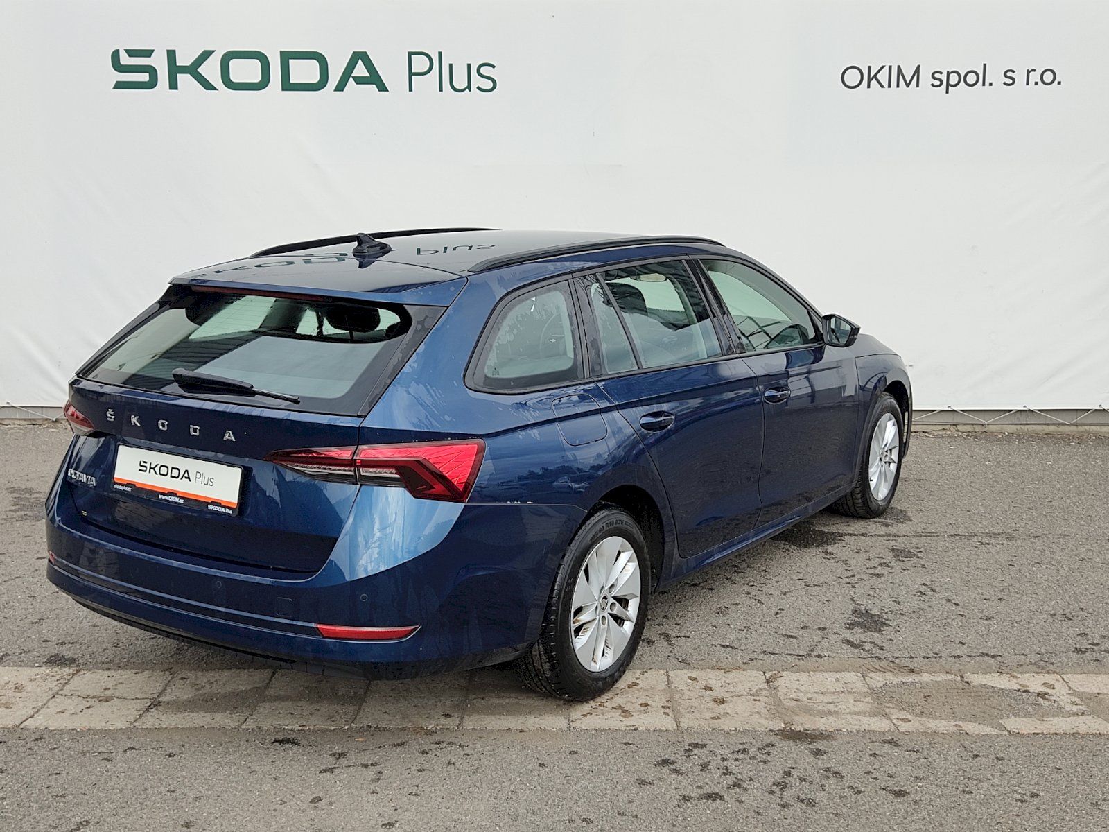 Škoda Octavia, Combi Ambition Plus 2,0 Tdi 11 - fotka 2