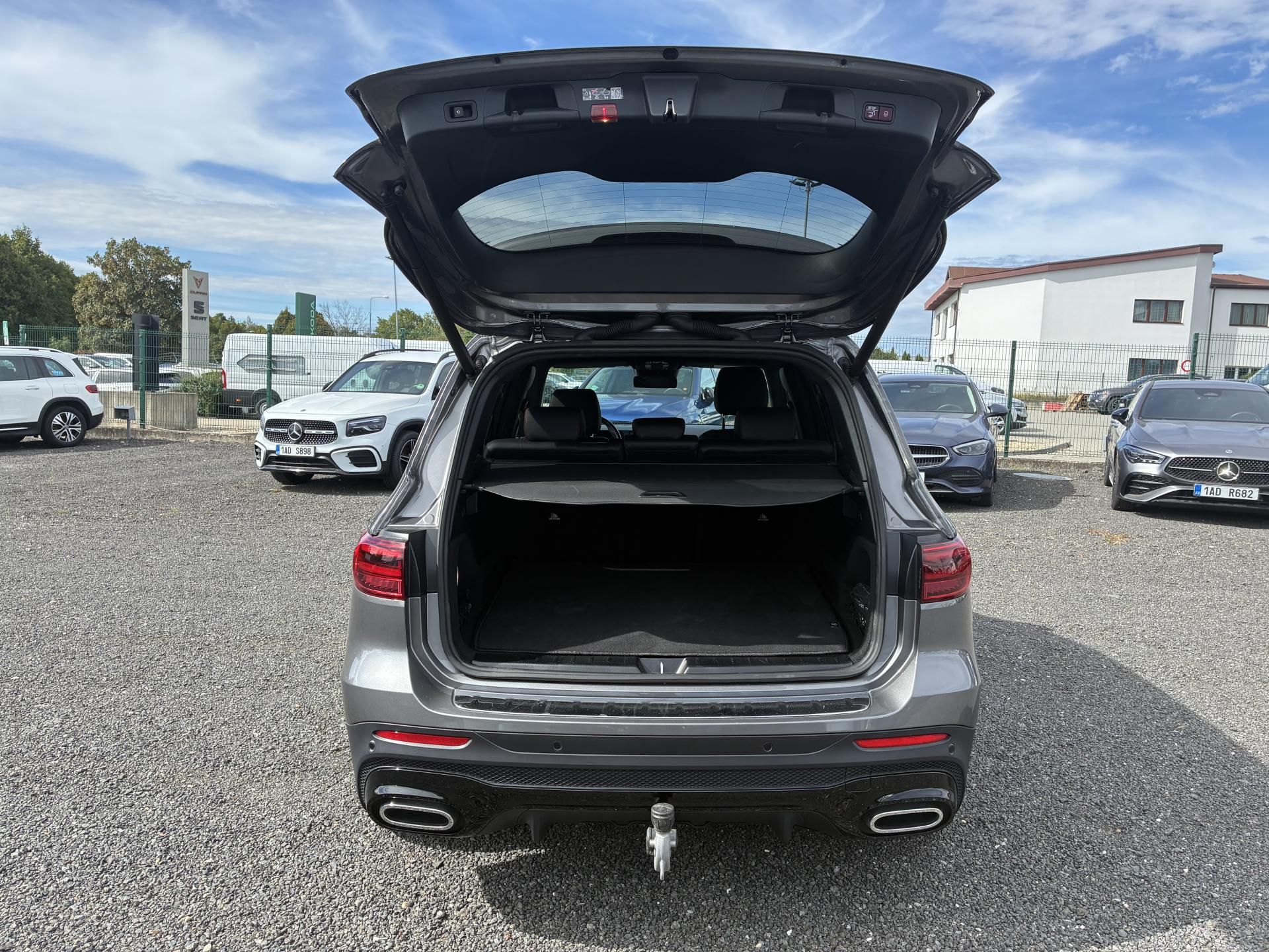 Mercedes-Benz GLB, 200d 4MATIC - fotka 5