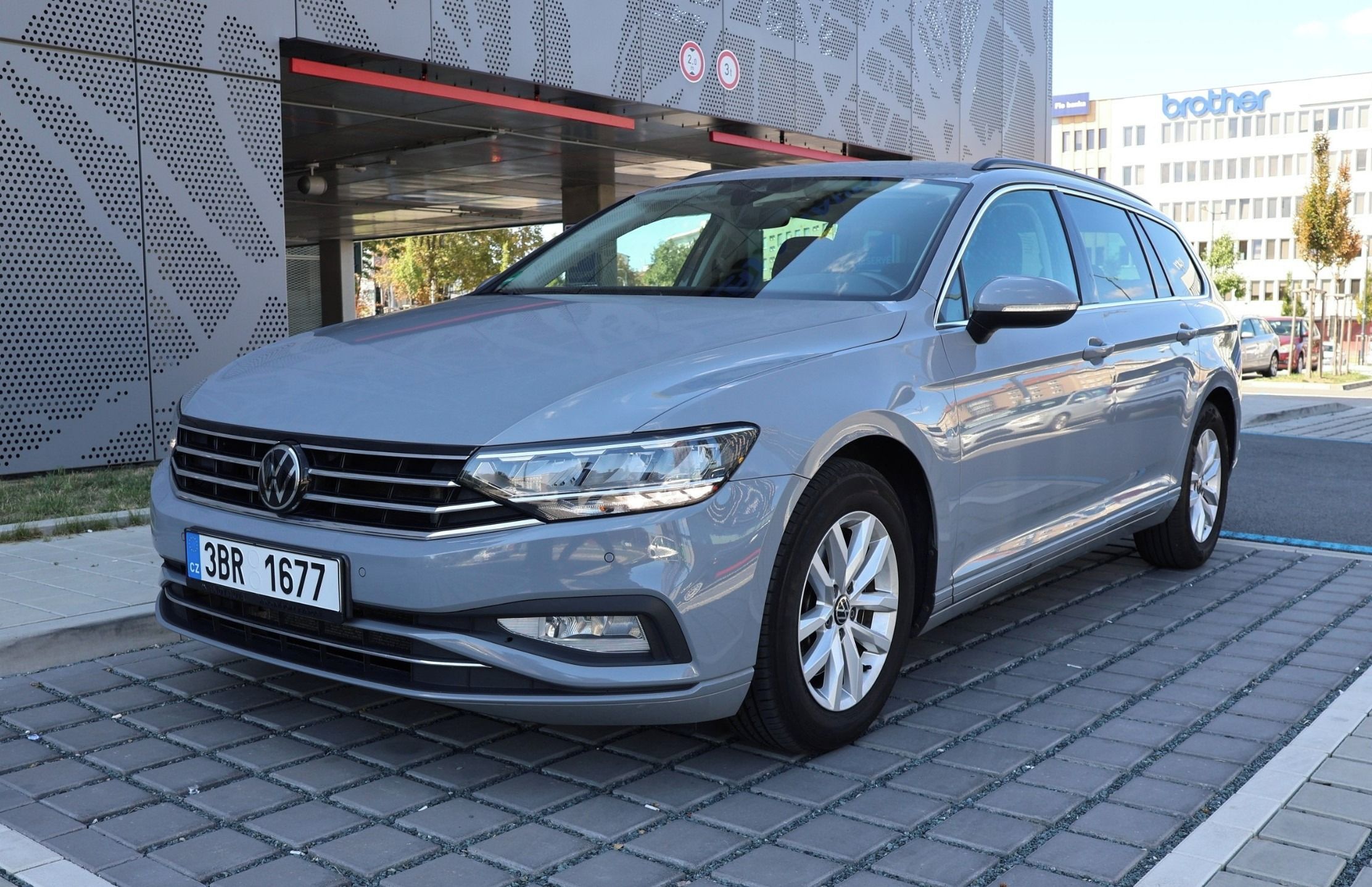 Volkswagen Passat, 2.0 TDI 110kW DSG Business