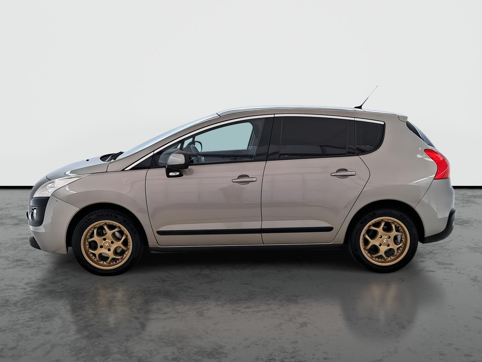 Peugeot 3008, 1.6 HDi, Tažné - fotka 3