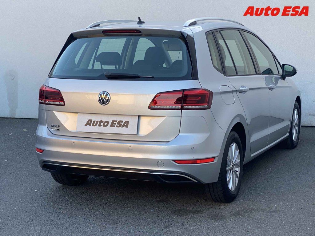 Volkswagen Golf Sportsvan, 1.5TSi,1.maj,ČR,DSG,navi - fotka 4
