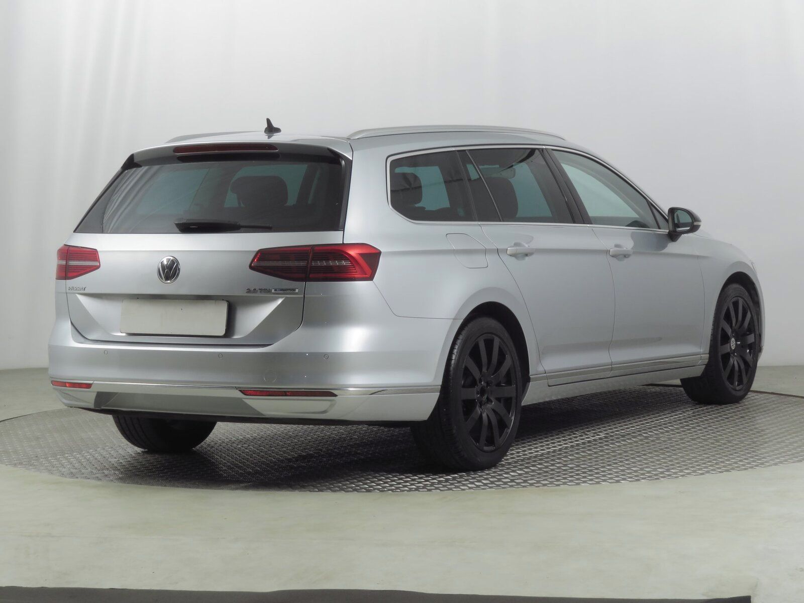 Volkswagen Passat, 2.0 TDI, Automat - fotka 5