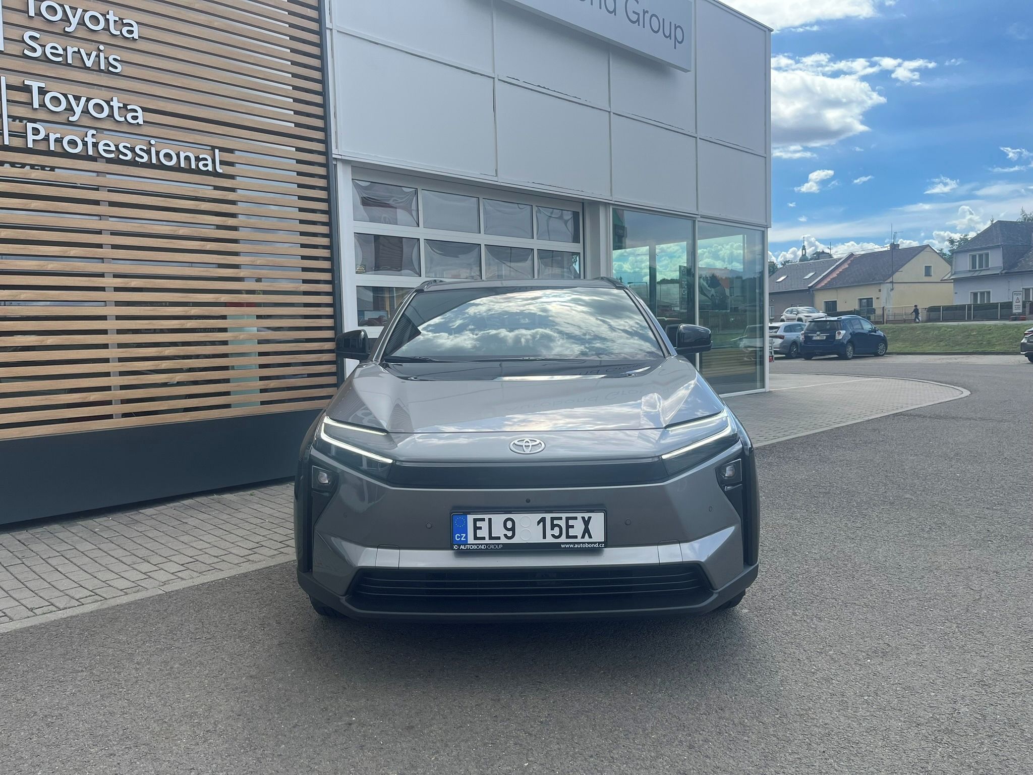 Toyota bZ4X, Style 73,1kWh (224k) - fotka 2
