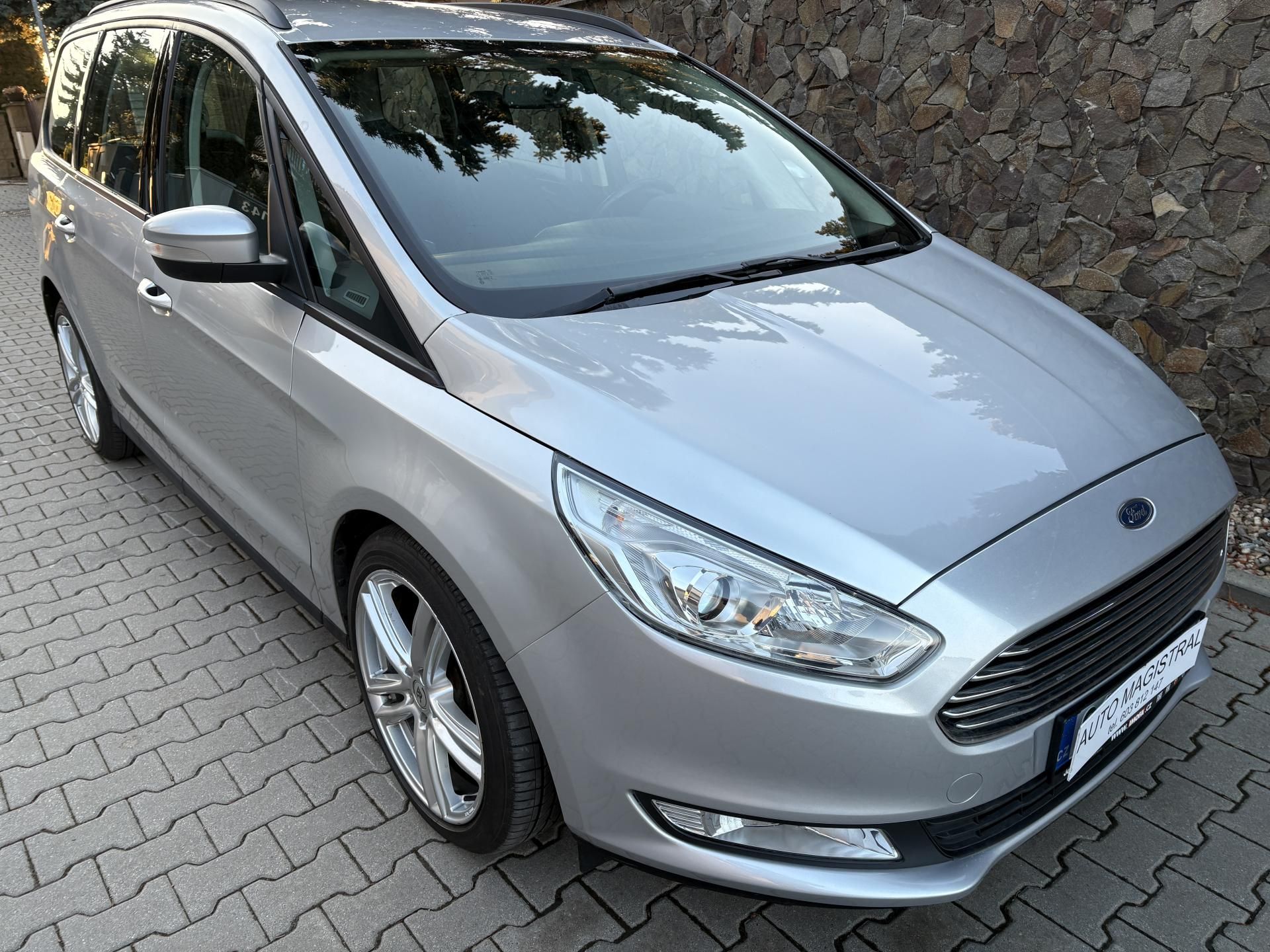 Ford Galaxy, 2.0 TDCi 110 kW  7 MÍST - fotka 2