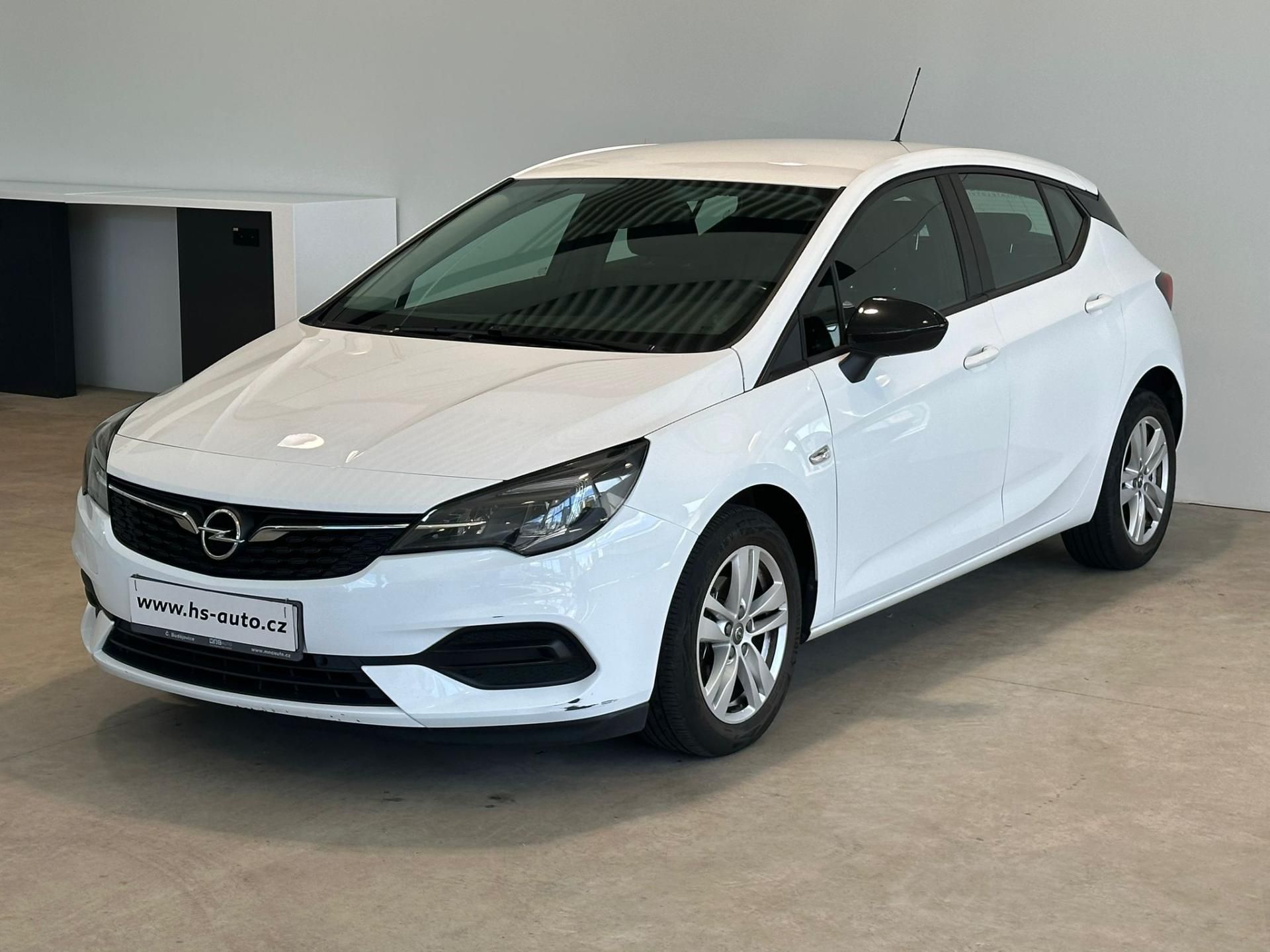 Opel Astra, 1,5 CDTi, 1.majitel, Full LED - fotka 3