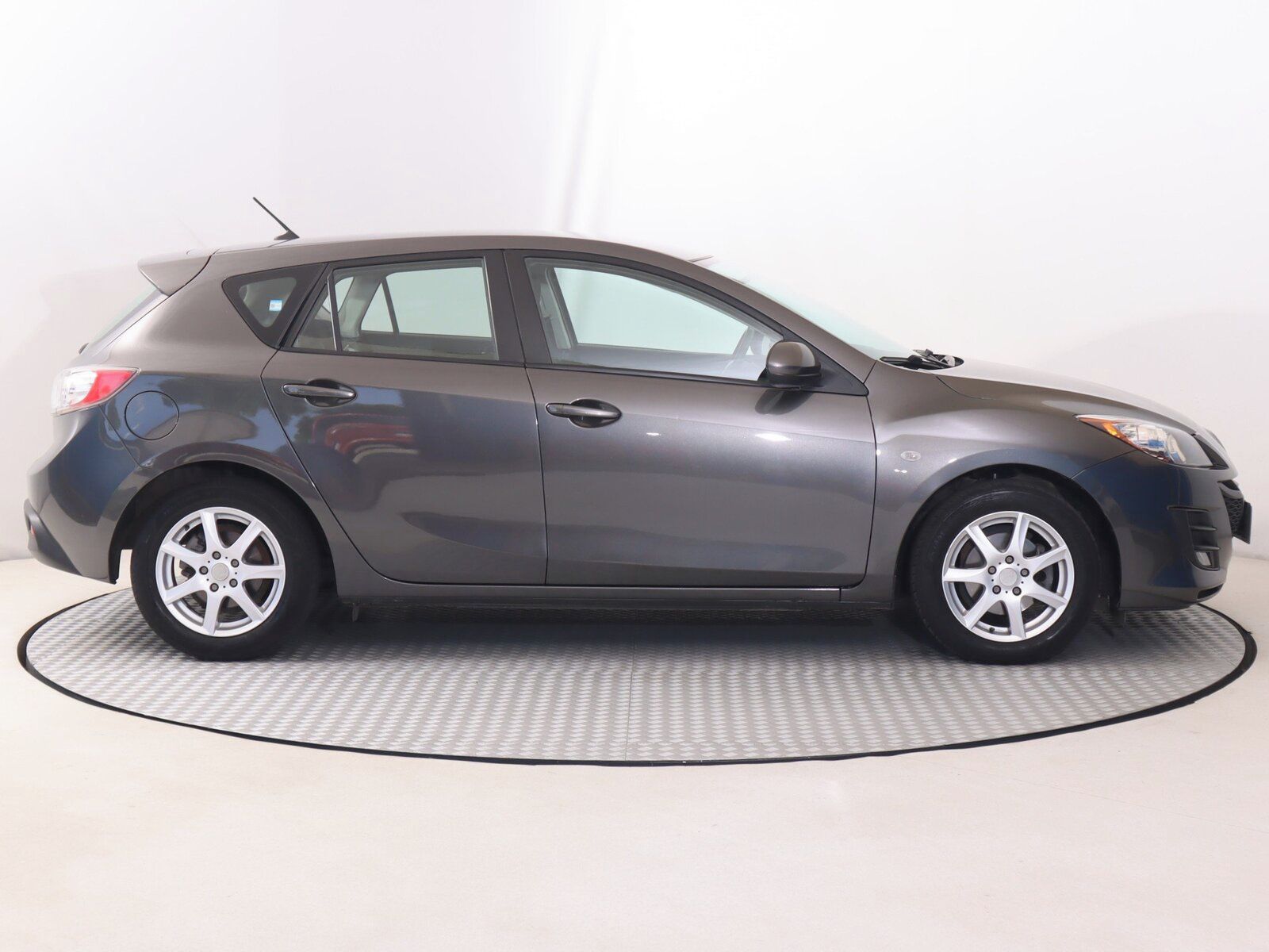 Mazda 3, 1.6 DI Turbo - fotka 6