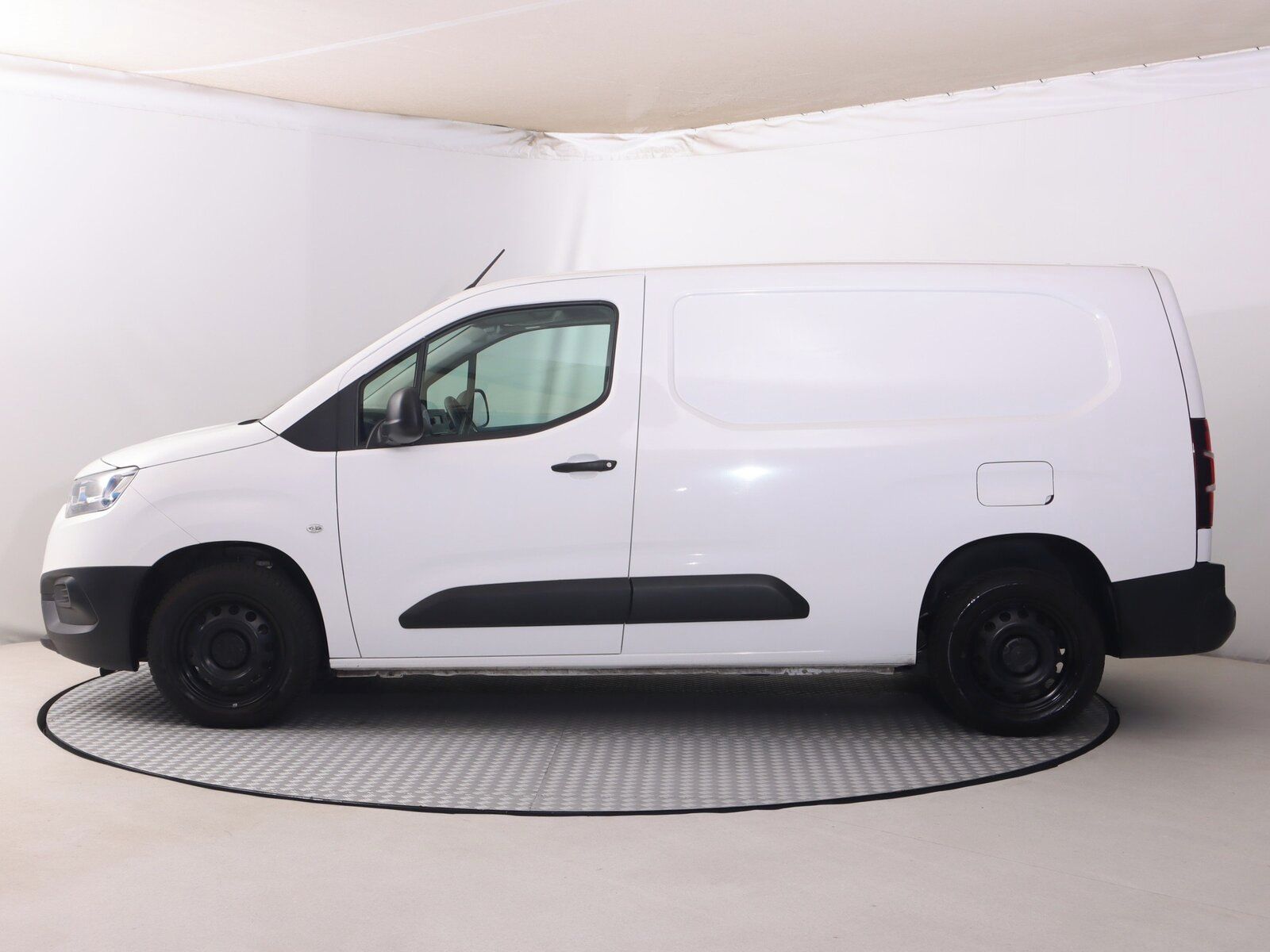 Toyota Proace City, Maxi 1.5 D-4D, 3Místa, ČR, DPH - fotka 3