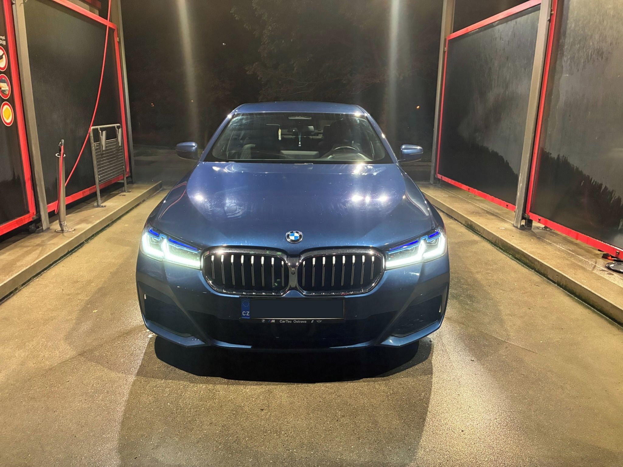 BMW Řada 5, 530d xD M Sport LCI | 286k - fotka 2