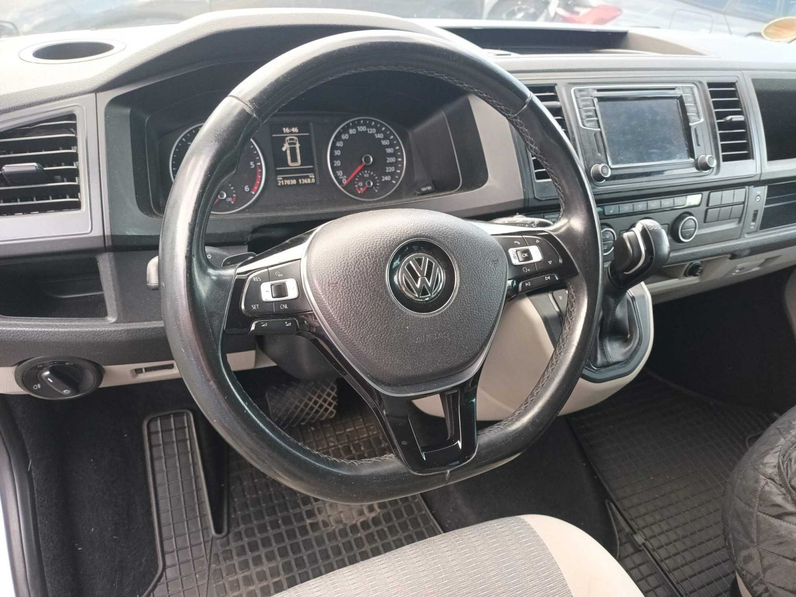 Volkswagen Caravelle, 2.0 TDI, Klima, 1Maj, Automat - fotka 3