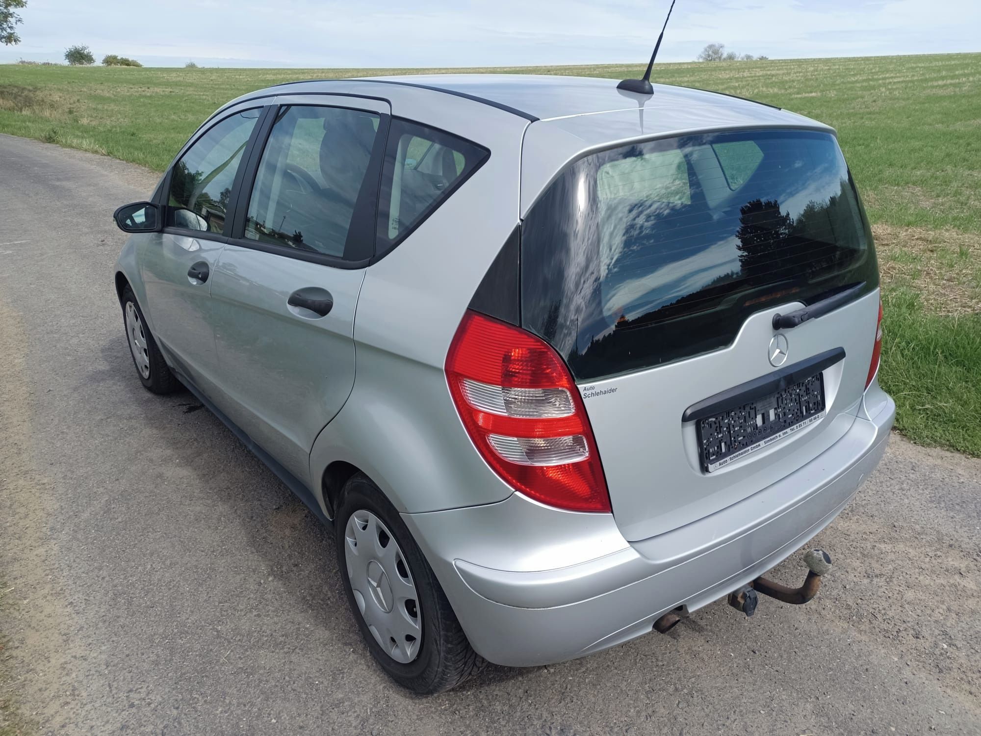 Mercedes-Benz Třídy A, 170 W169 85Kw TAŽNÉ - NOVÁ STK - fotka 4