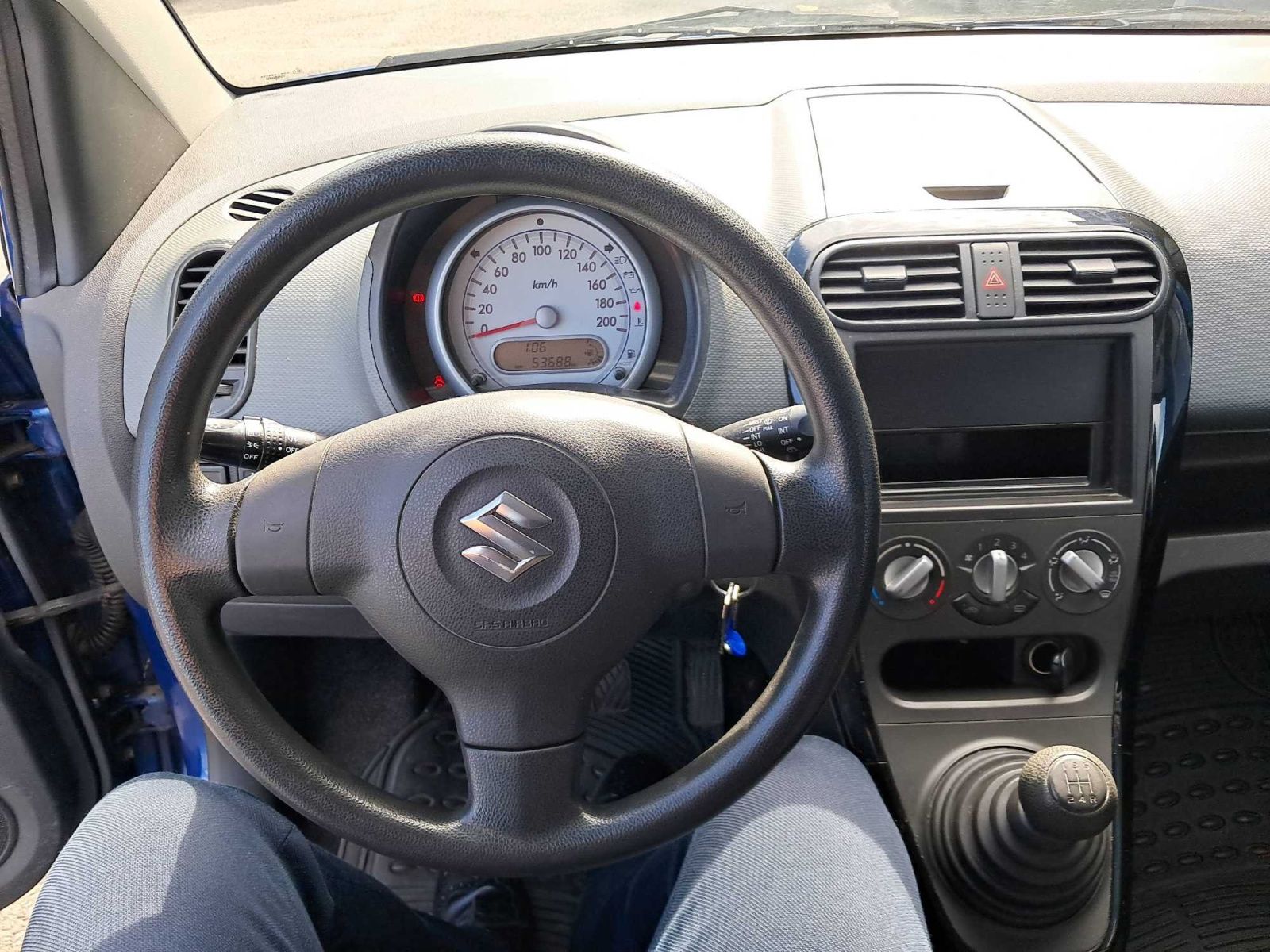 Suzuki Splash, 1.0 12V, ČR,1.maj, pěkný stav - fotka 3