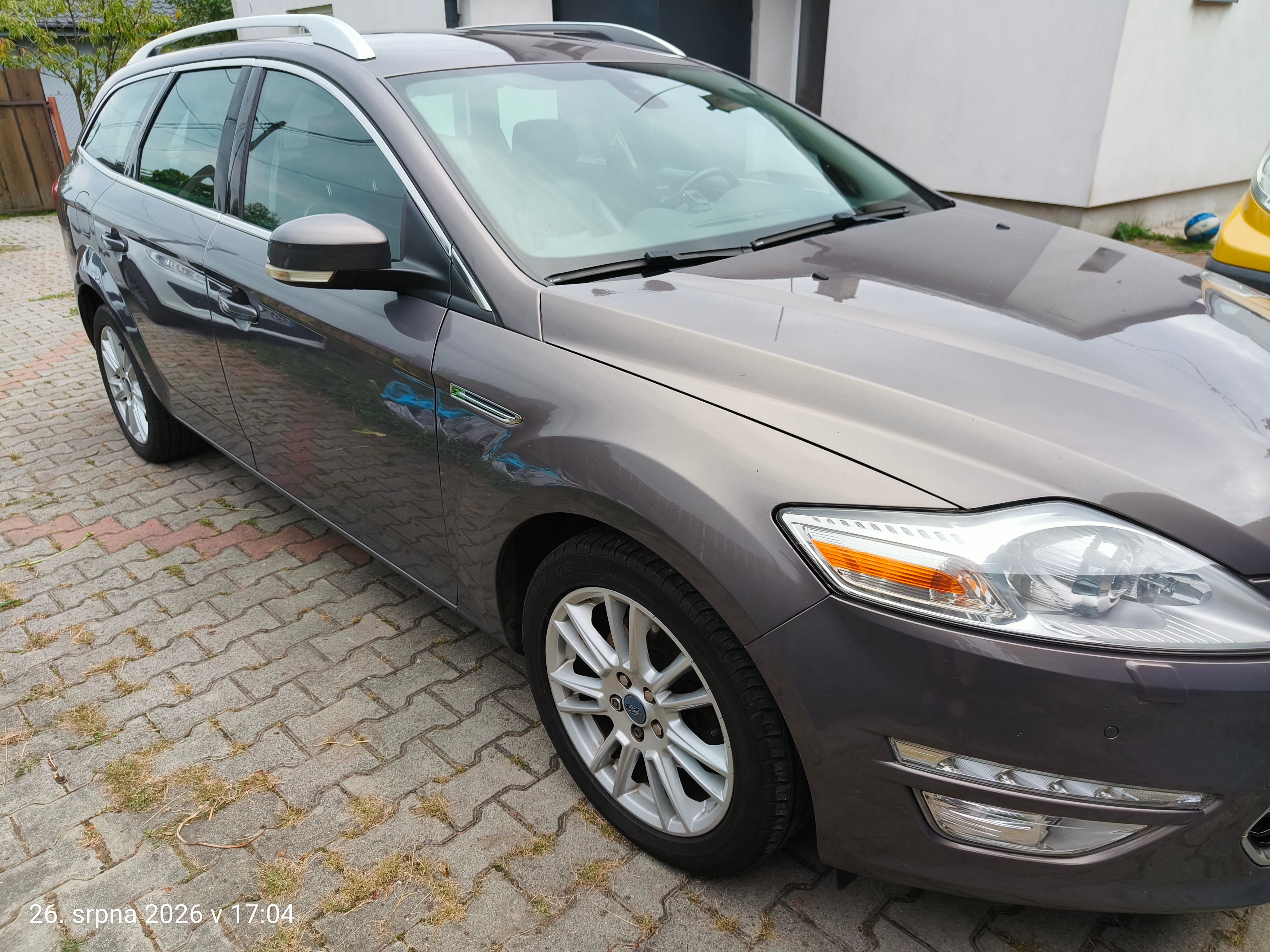 Ford Mondeo - fotka 2