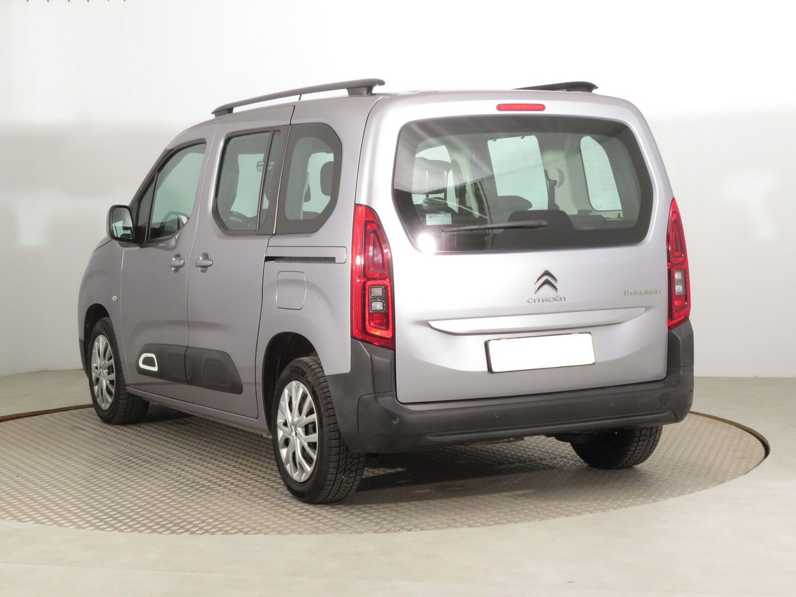 Citroën Berlingo, 1.2 PureTech, Feel, 5Míst, ČR - fotka 4